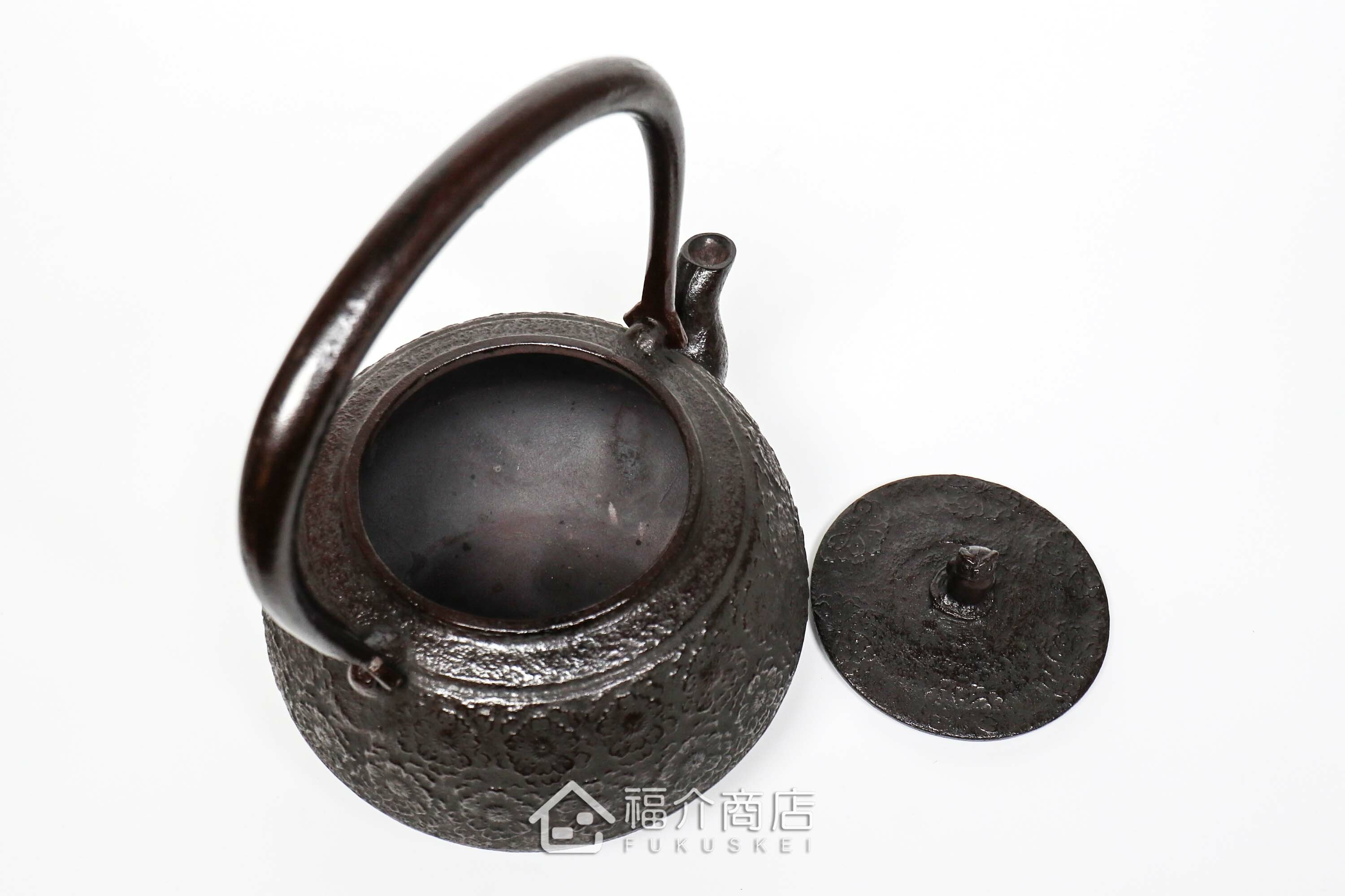 煮水泡茶用的鑄鐵茶壺