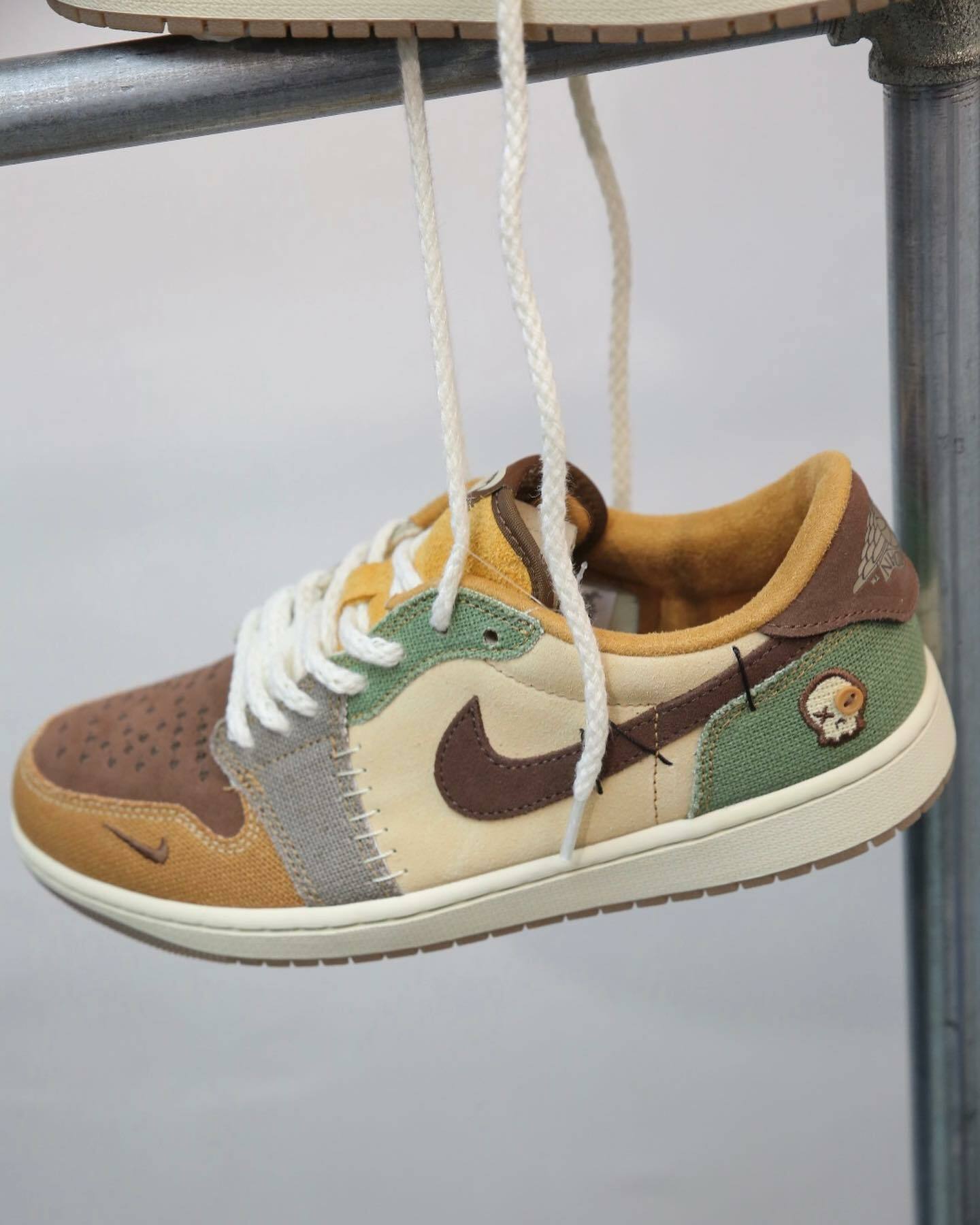 {現貨} Zion Williamson x Nike Air Jordan 1 Low OG「Voodoo」