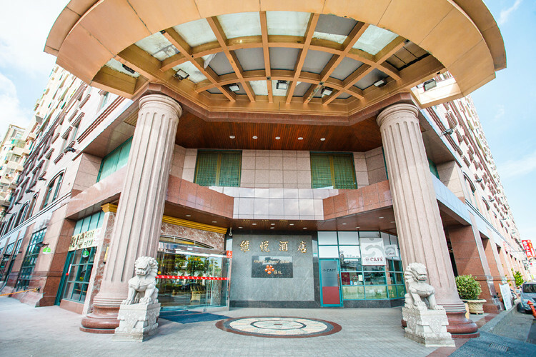 台南維悅酒店早餐廳 大門