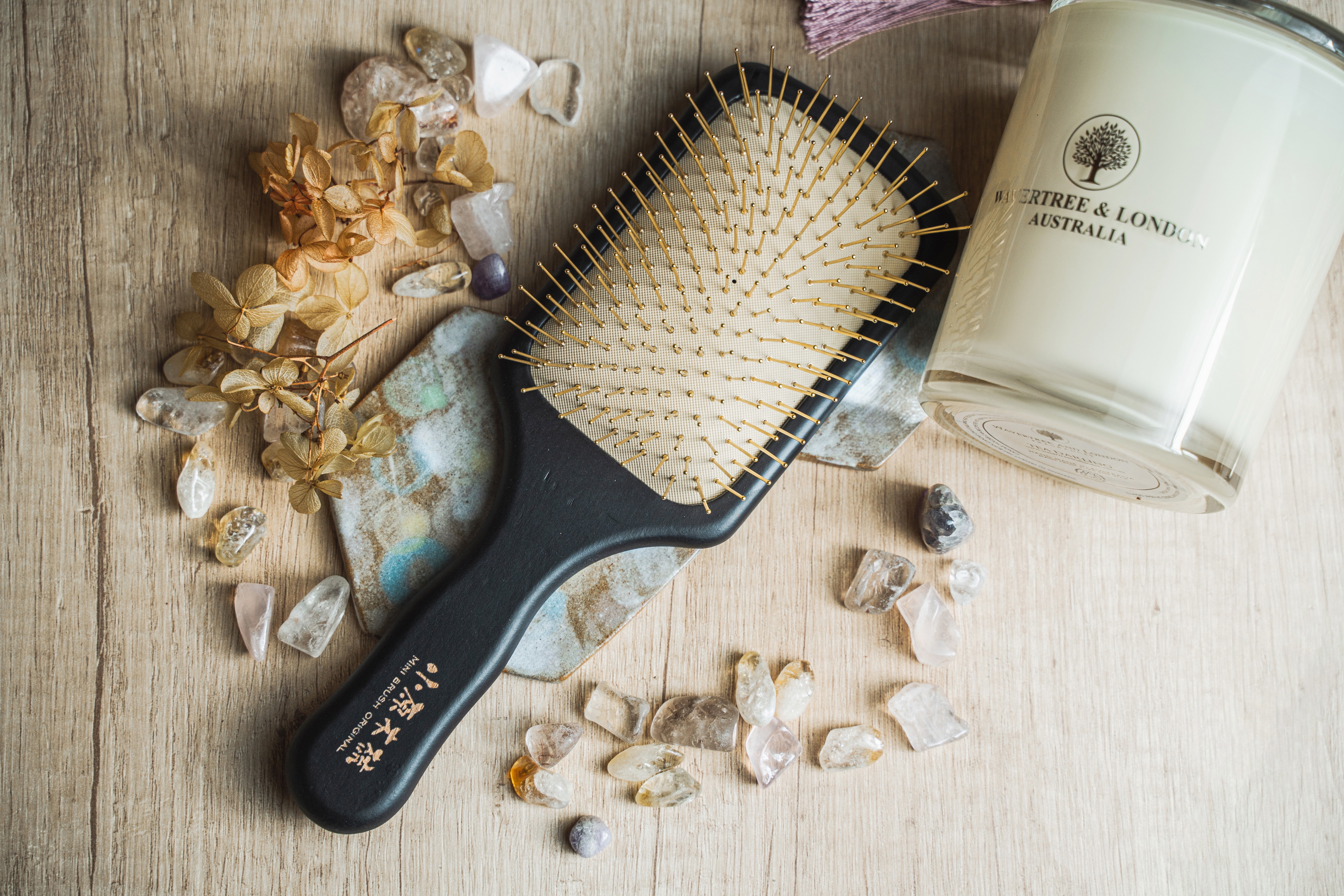 【小原木梳】第二代巧克力黑 針灸梳 /大 (徹底解放你的壓力  刺激循環 )