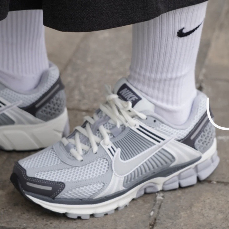 【APAIR】預購 Nike Zoom Vomero 5 米灰色 FD9919-001
