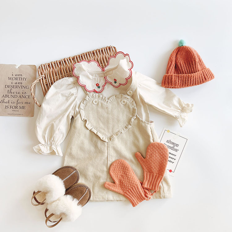 燈芯絨愛心吊帶裙