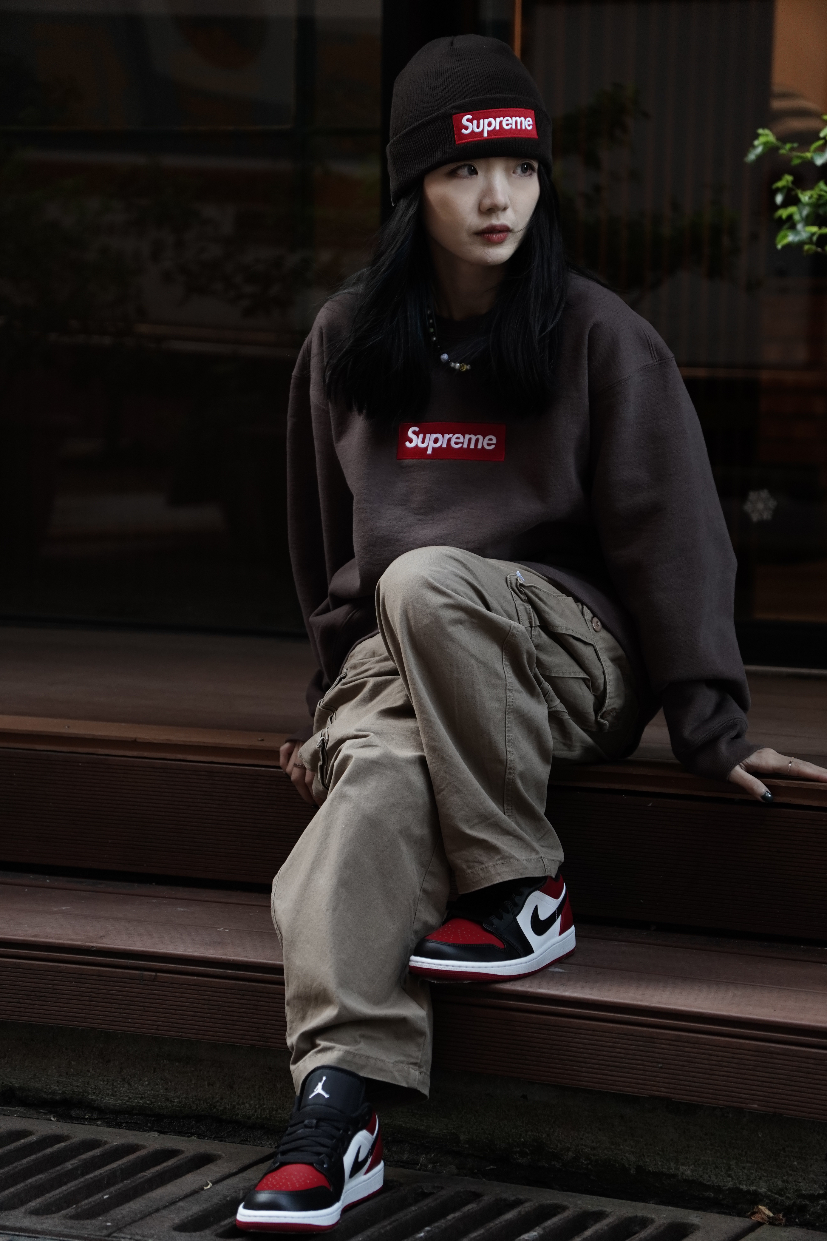 Supreme 22FW Box Logo Crewneck 大學T 咖啡色| FLOMMARKET