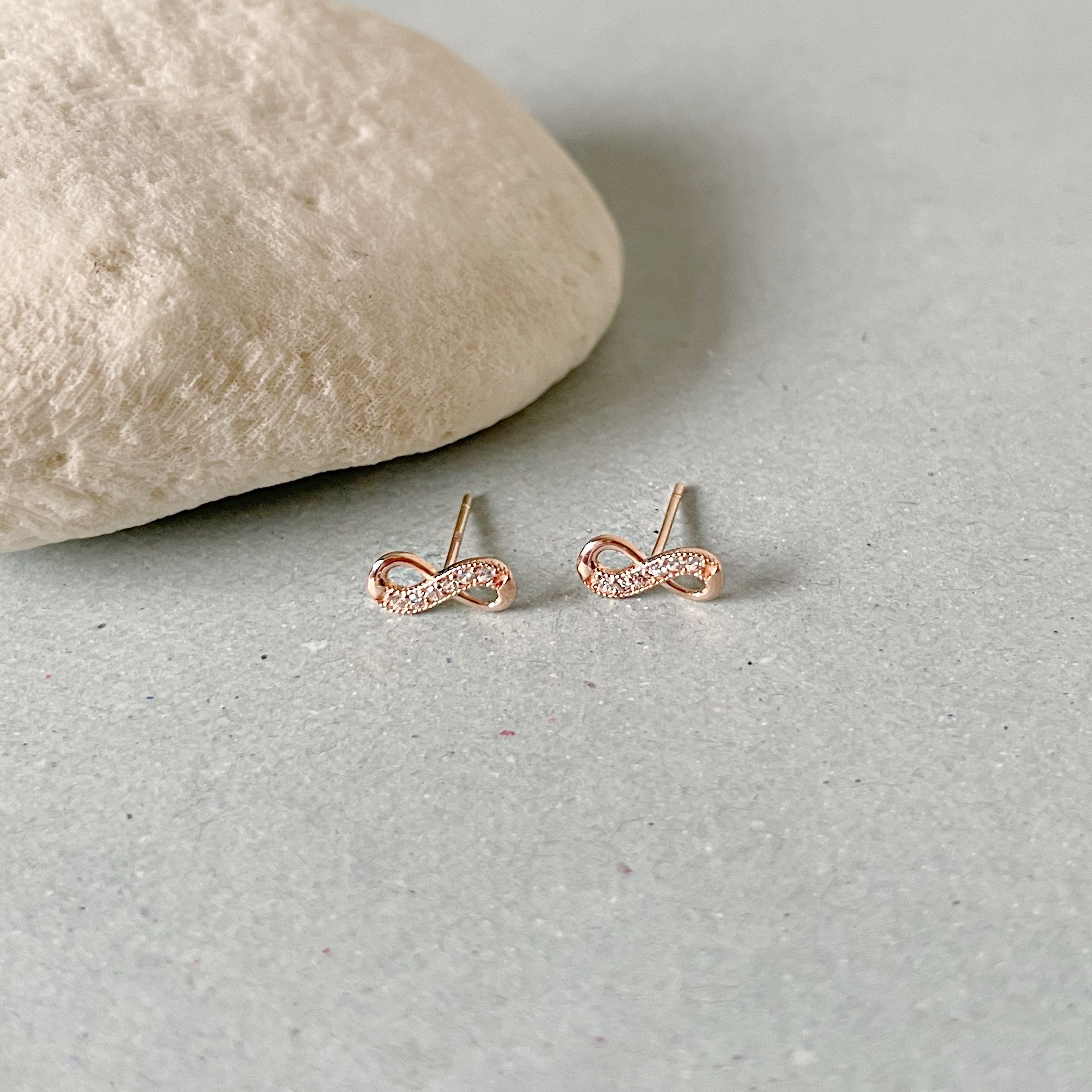 10K無限鋯石耳環