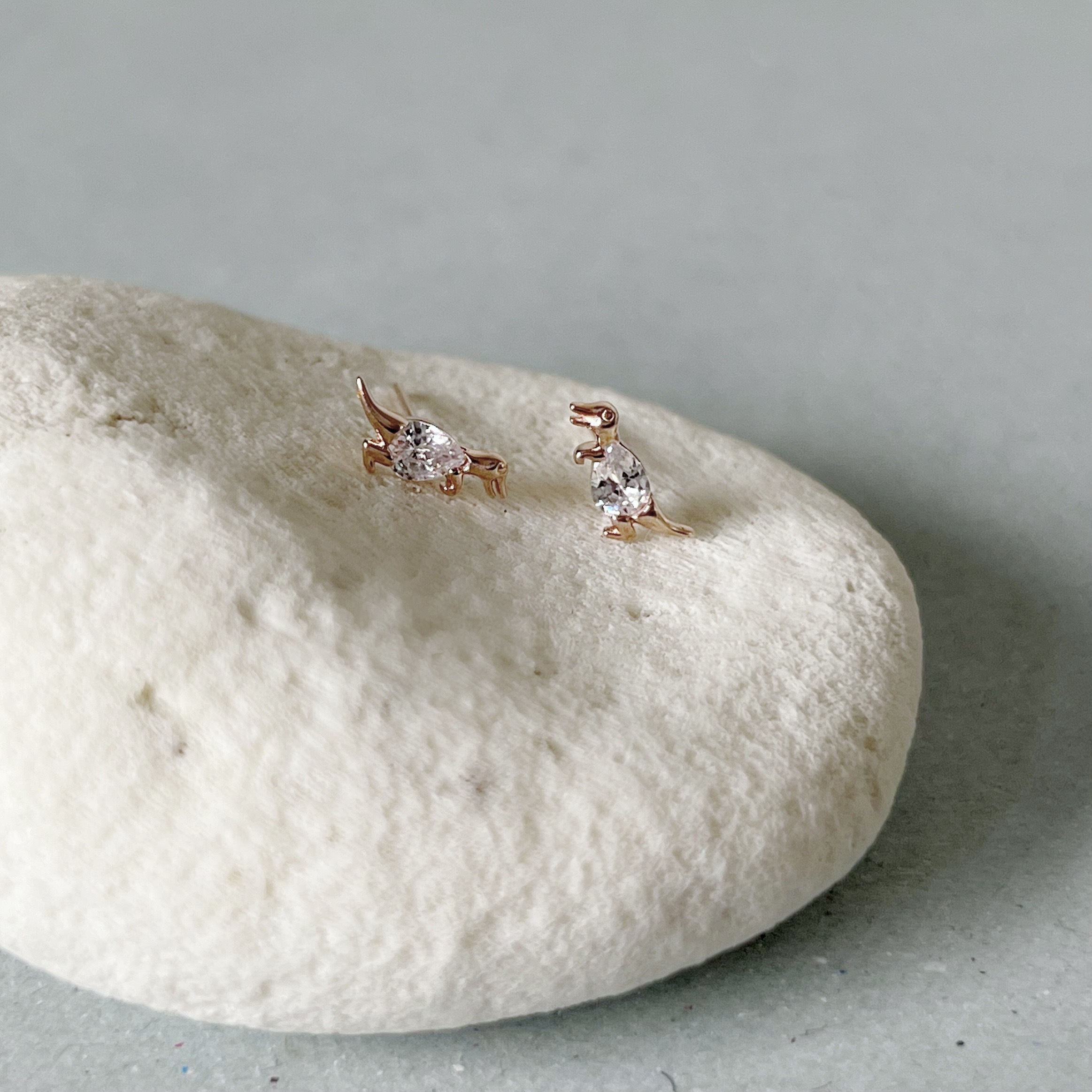 10K鋯石小恐龍耳環