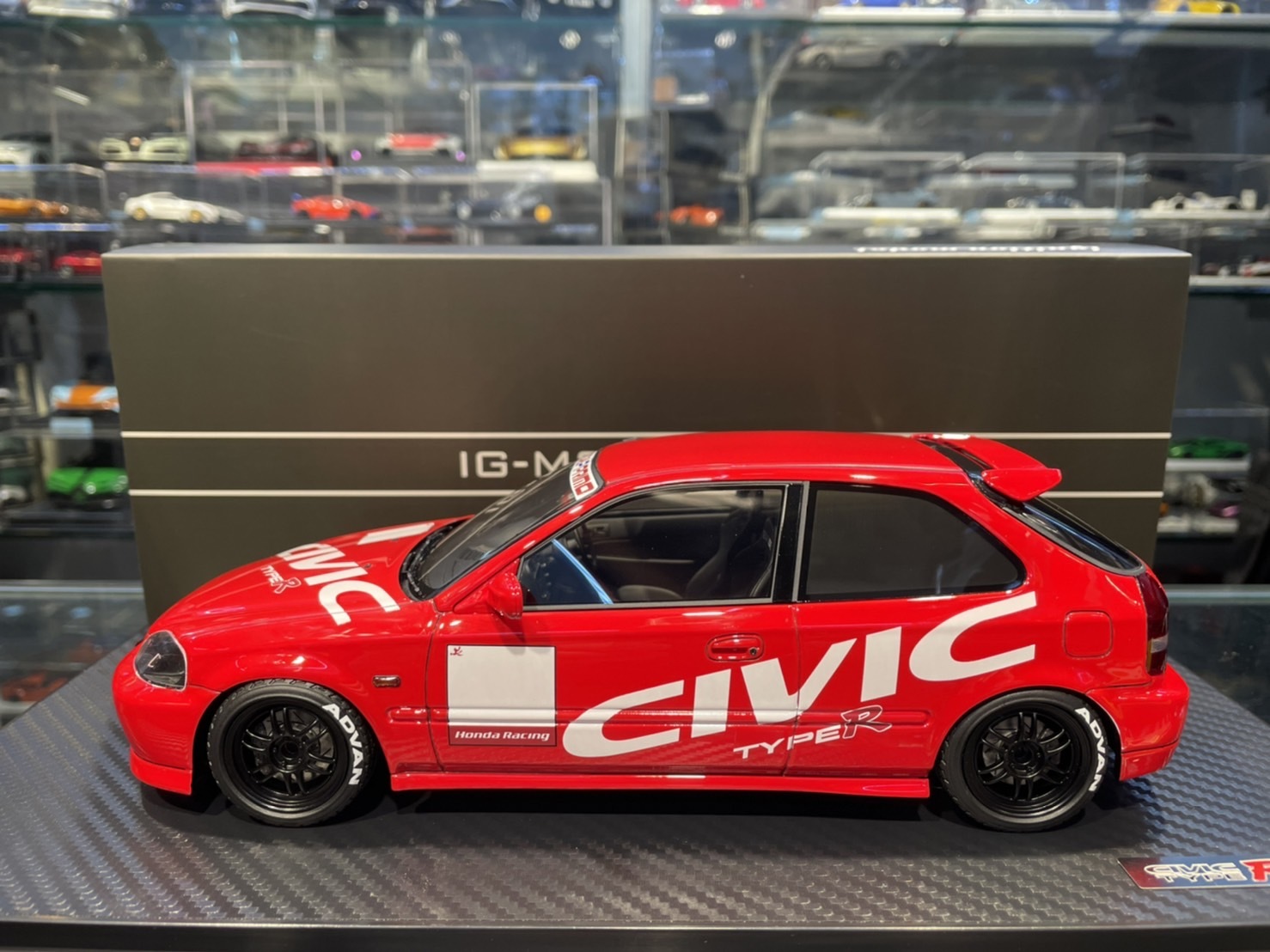Ignition IG2680 Honda Civic EK9 Type R Red 1/18 (Resin)