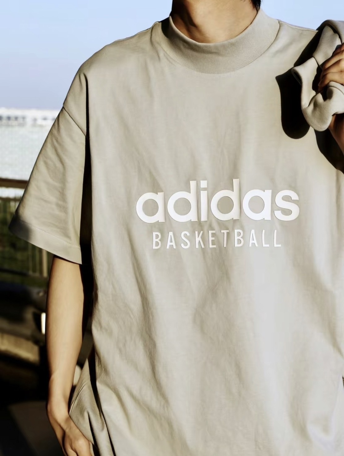 Adidas 海外限定 basketball系列 短袖