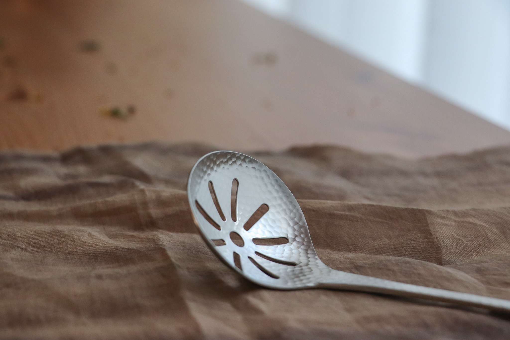 TSUBAMESANJO Nagomi 28 凜 鎚目 花型孔漏匙