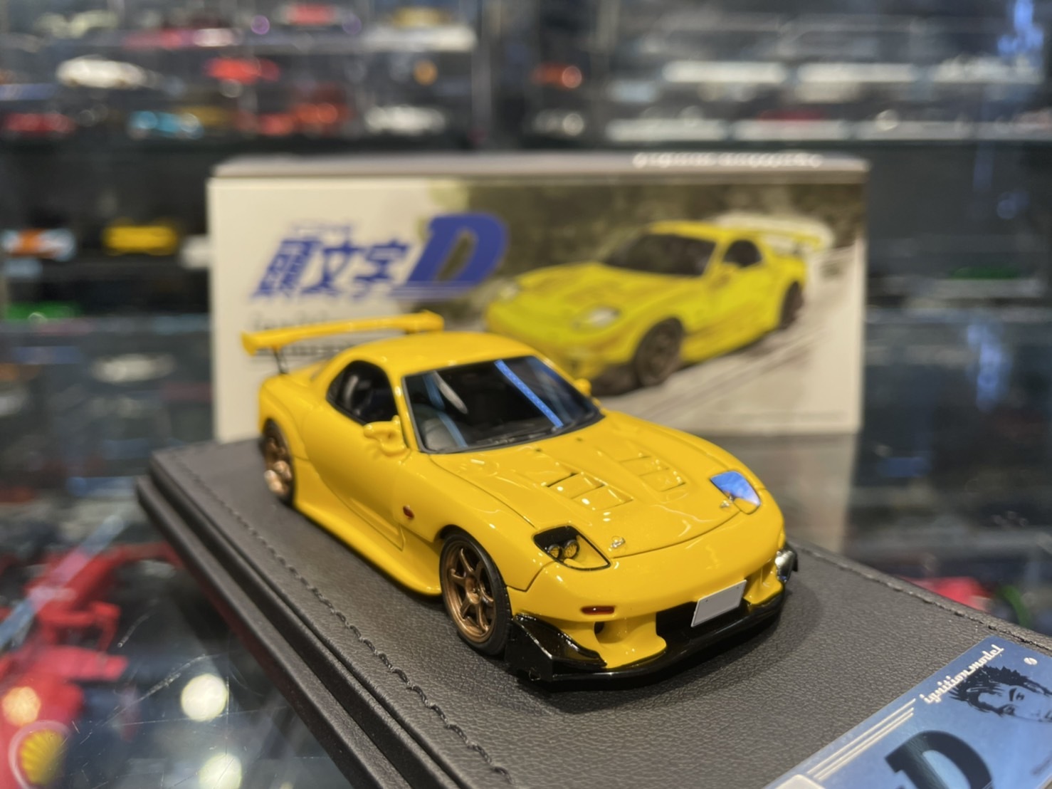 Ignition IG2869 INITIAL D Mazda RX-7 FD3S Yellow 1/43