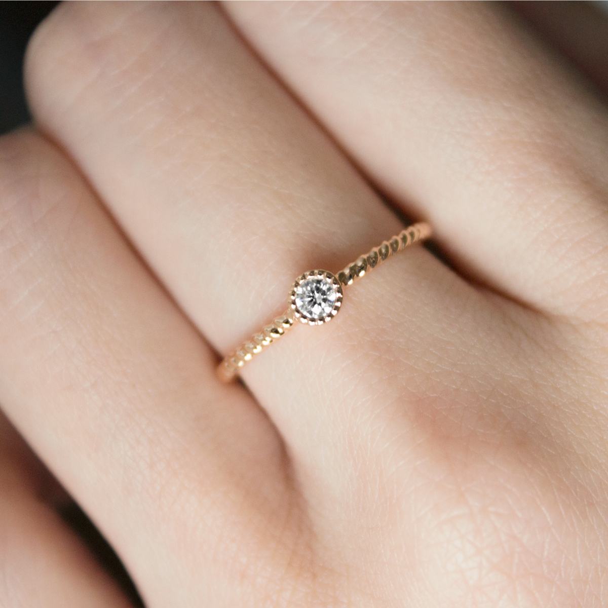 Twinkle Star 單鑽戒指