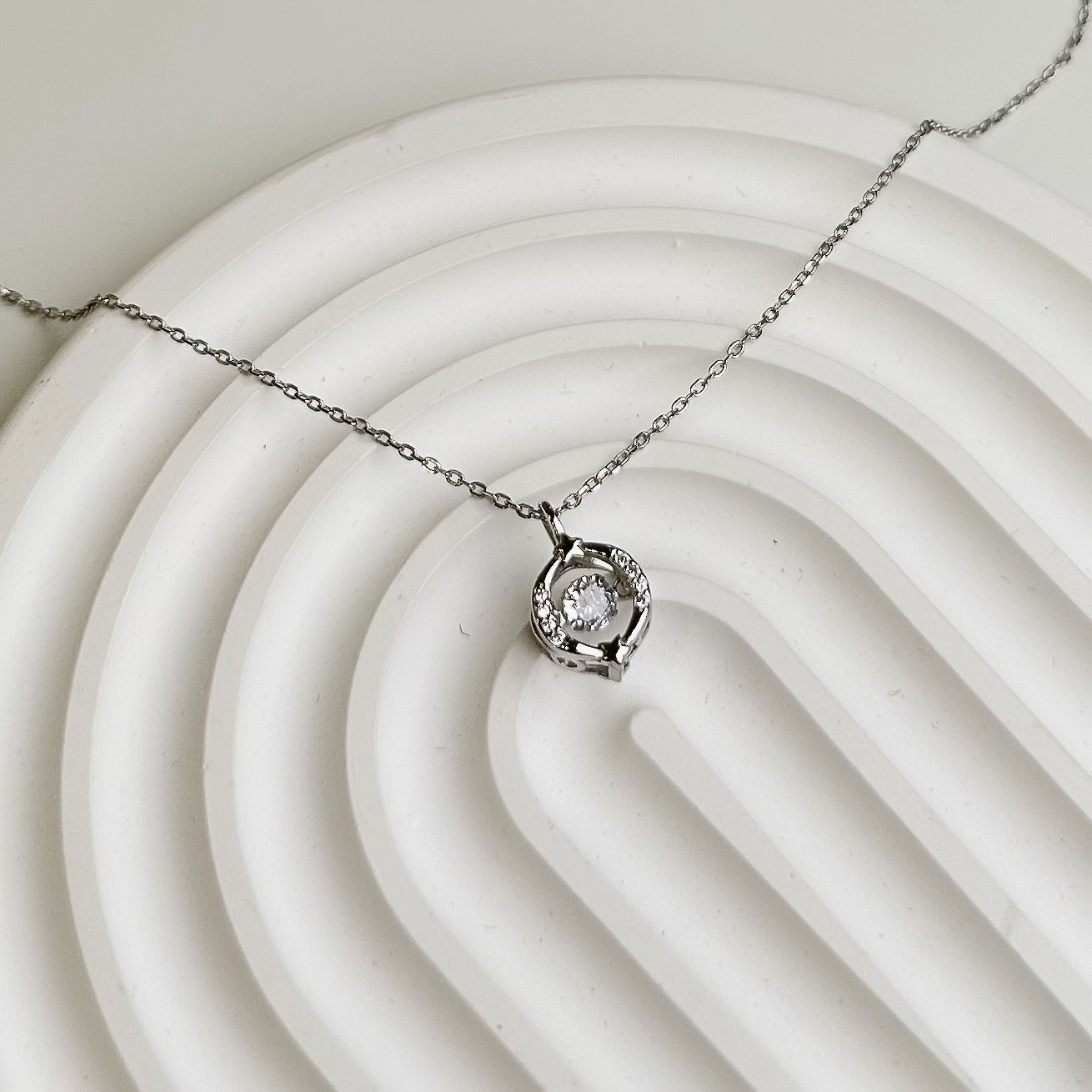 水聲．靈動鑽純銀鎖骨鏈