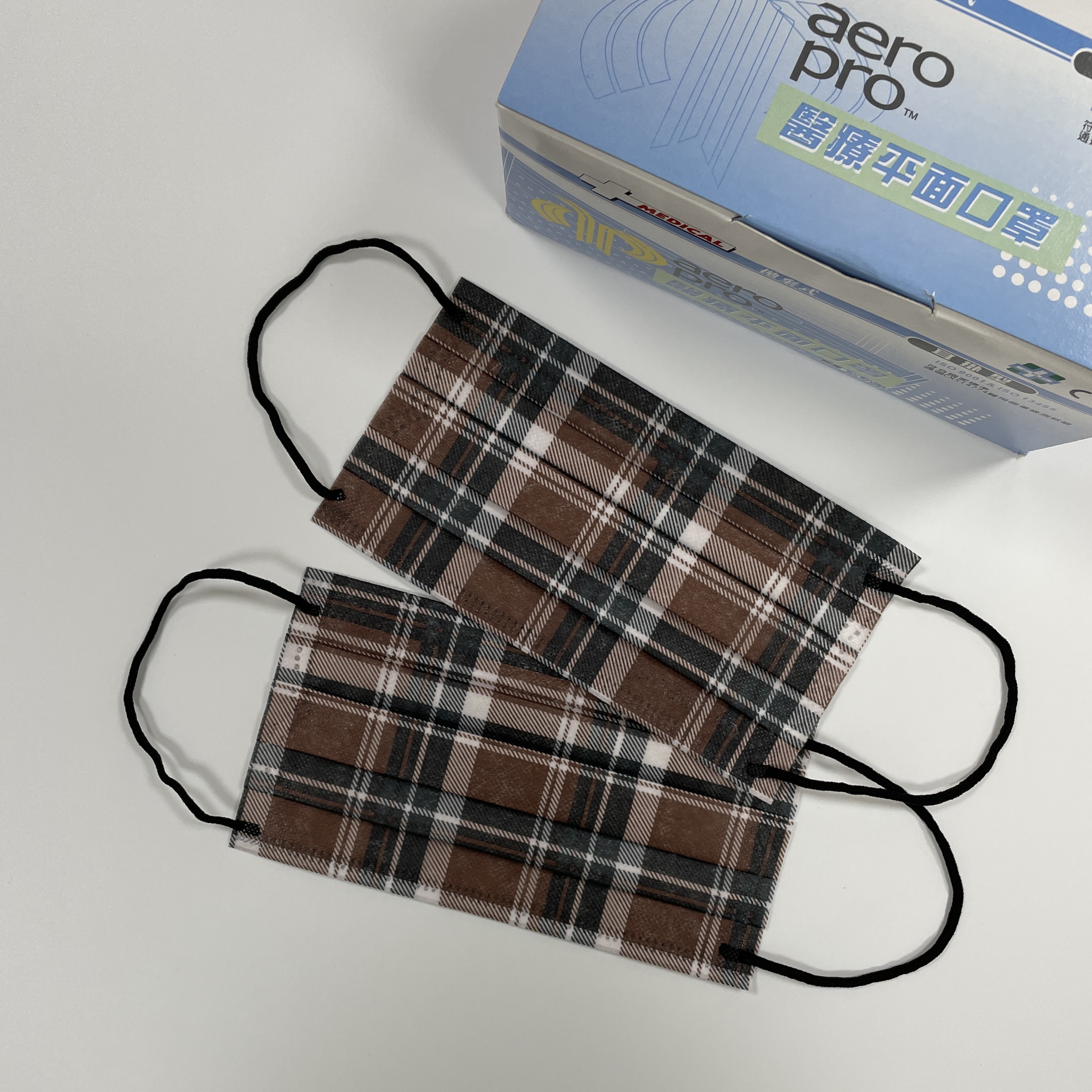 AERO PRO 格紋系列 - 經典深咖啡 外掛式醫用口罩 (50入/盒）