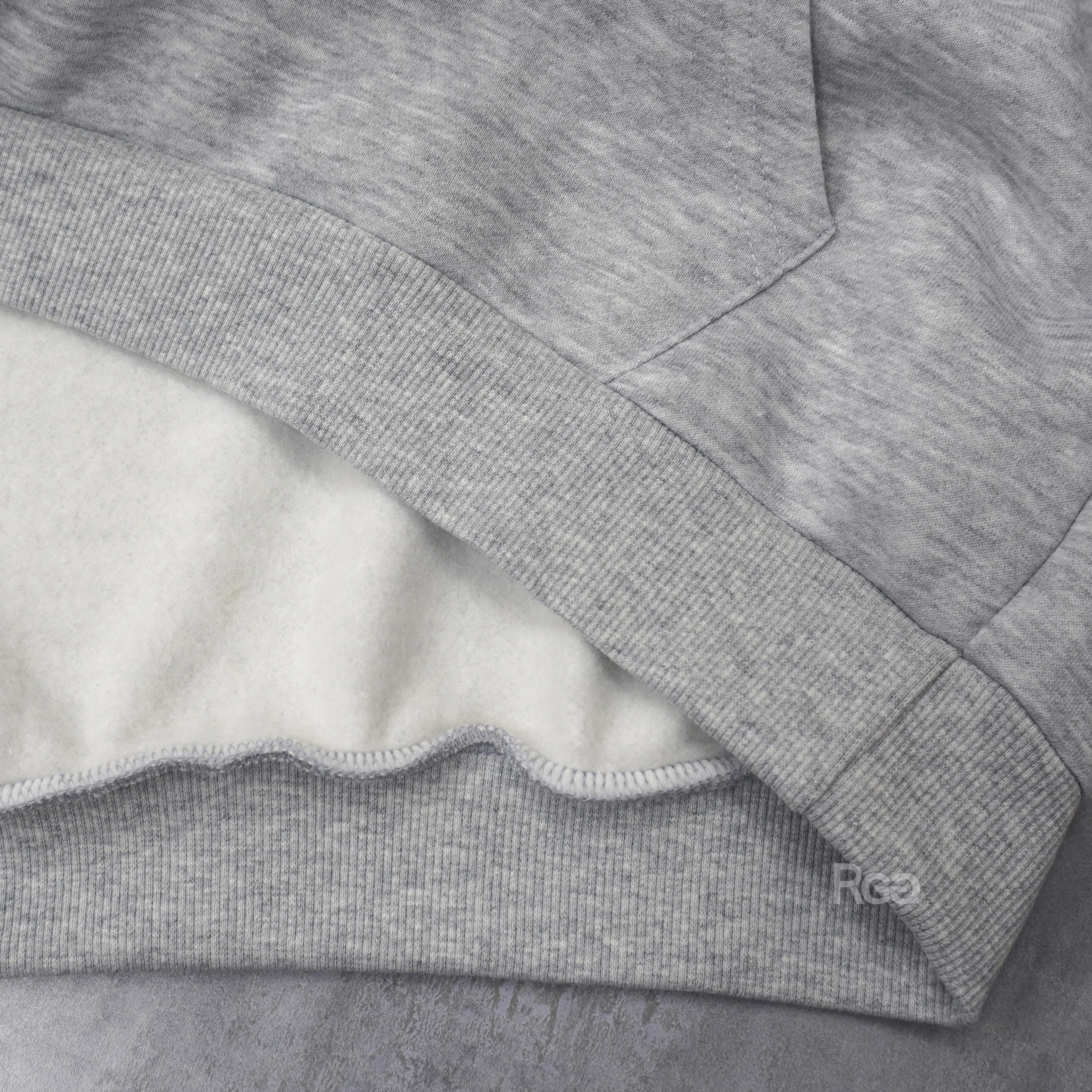 厚磅內刷毛刺繡 New York 帽T淺灰色刷毛細節照