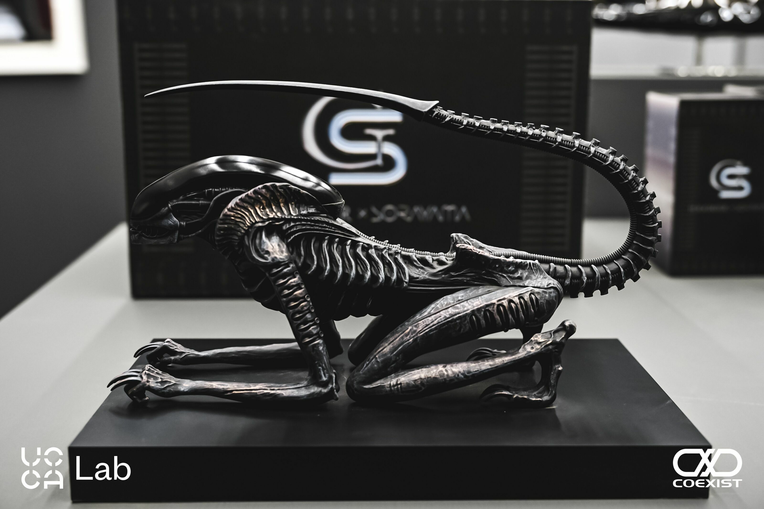 HAJIME SORAYAMA x H.R.GIGER Alien Approaching 吉格爾興空山基 明日迫近 異形 雕塑