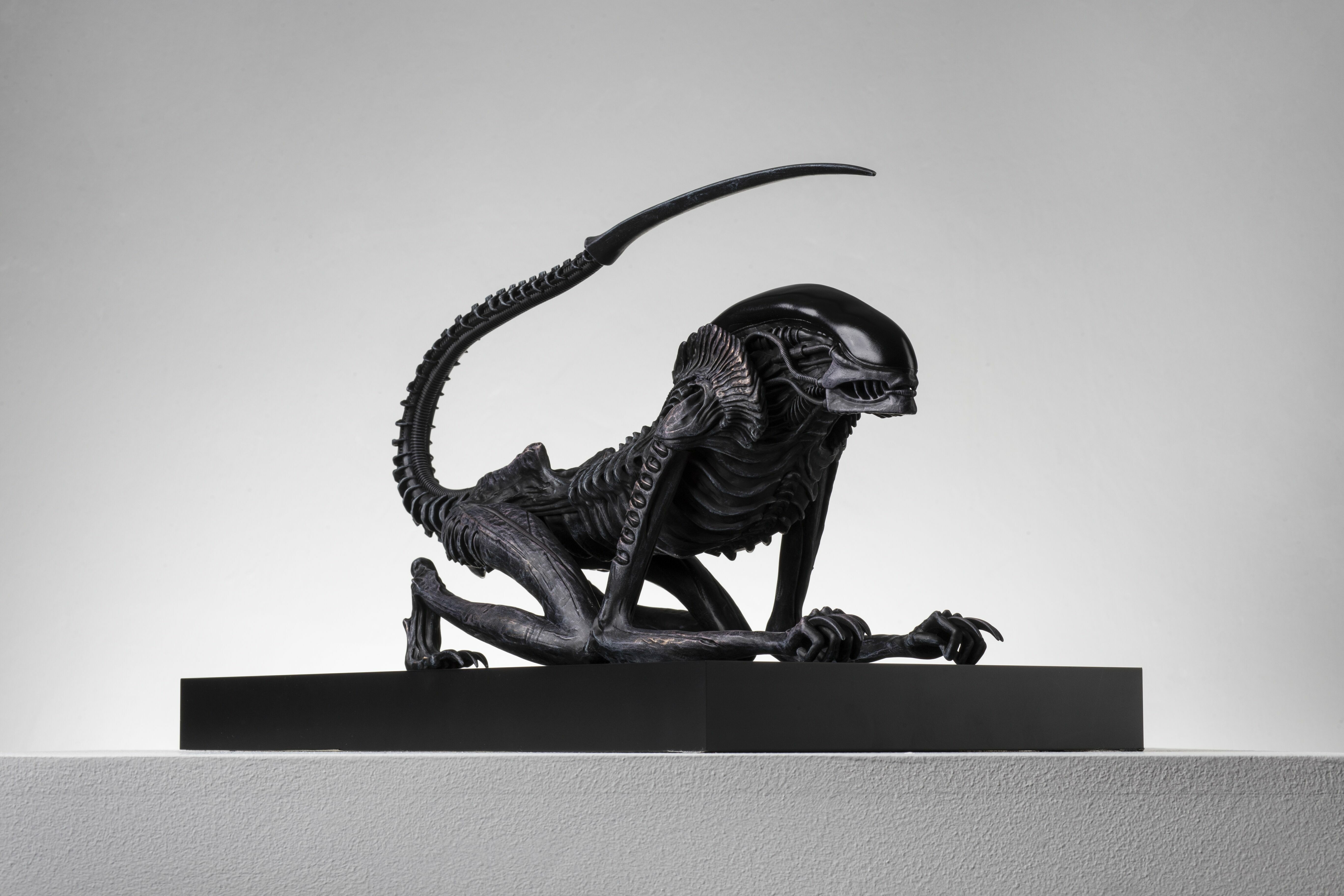 HAJIME SORAYAMA x H.R.GIGER Alien Approaching 吉格爾興空山基 明日迫近 異形 雕塑