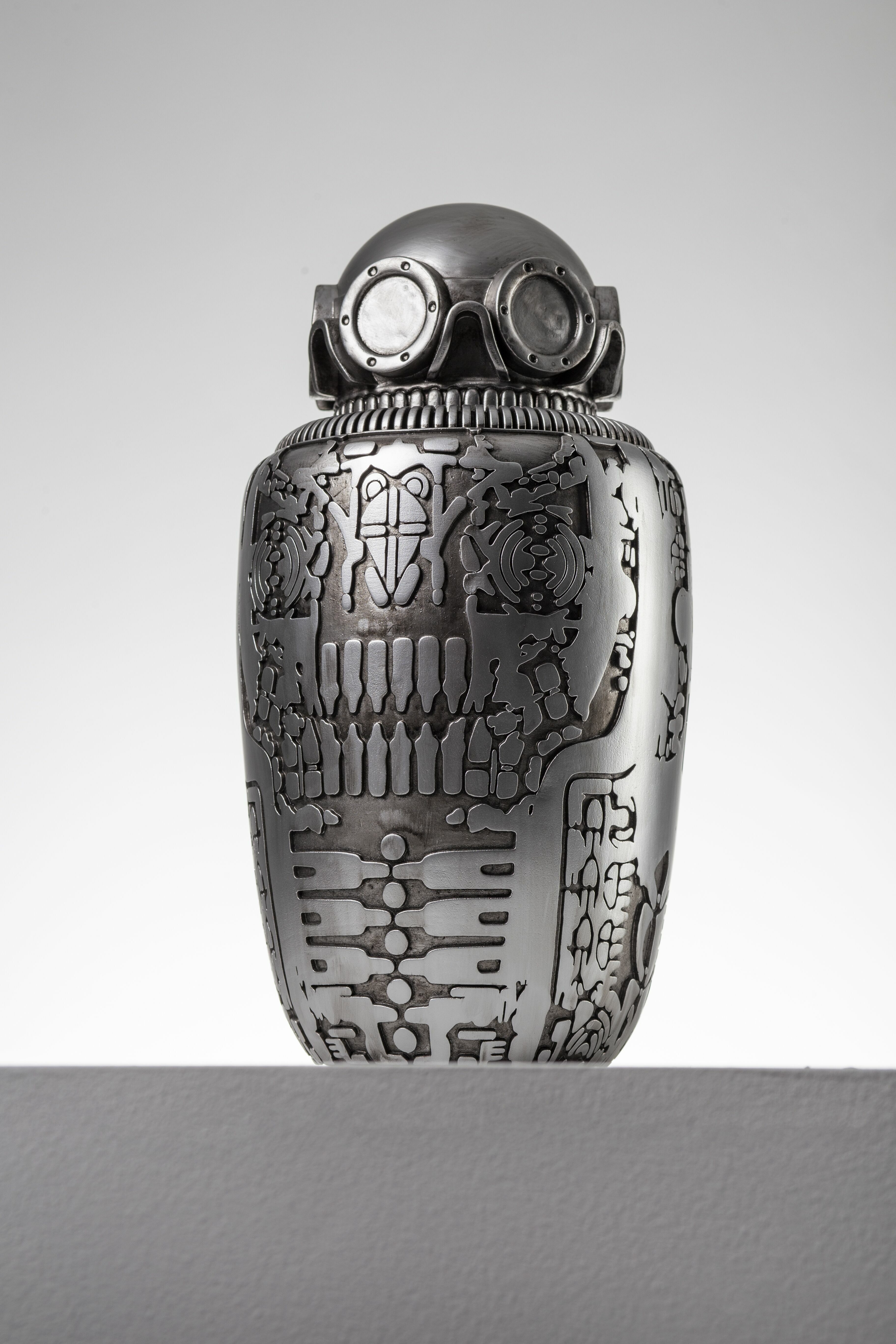 HAJIME SORAYAMA x H.R.GIGER Alien Approaching 吉格爾興空山基 明日迫近 異形 小安息 水瓶