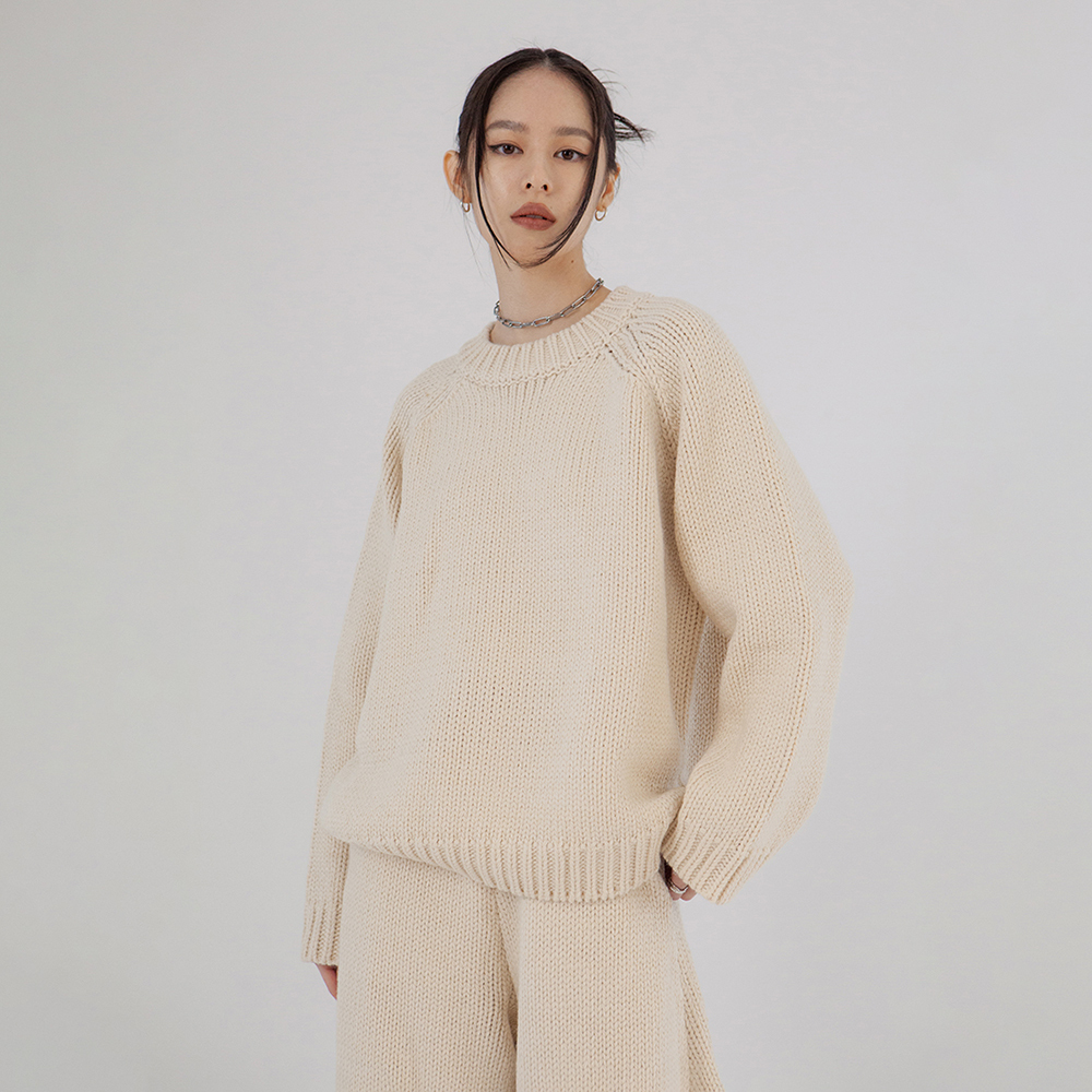 羊毛混紡厚實針織衫