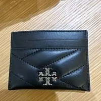 [S] TORY BURCH KIRA CHEVRON PAVE LOGO CARD CASE,BLACK, 86658-001 (STB245)