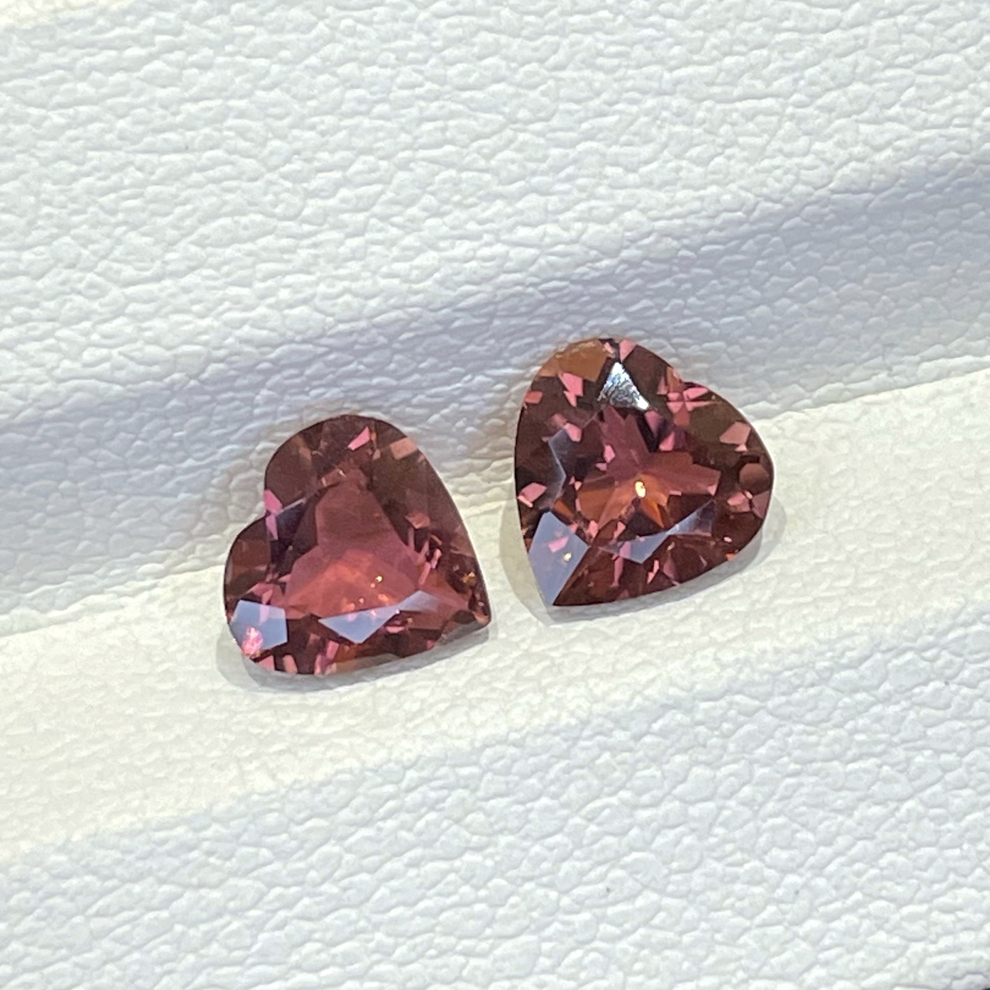 紅碧璽心形  2.11ct 一對 天然