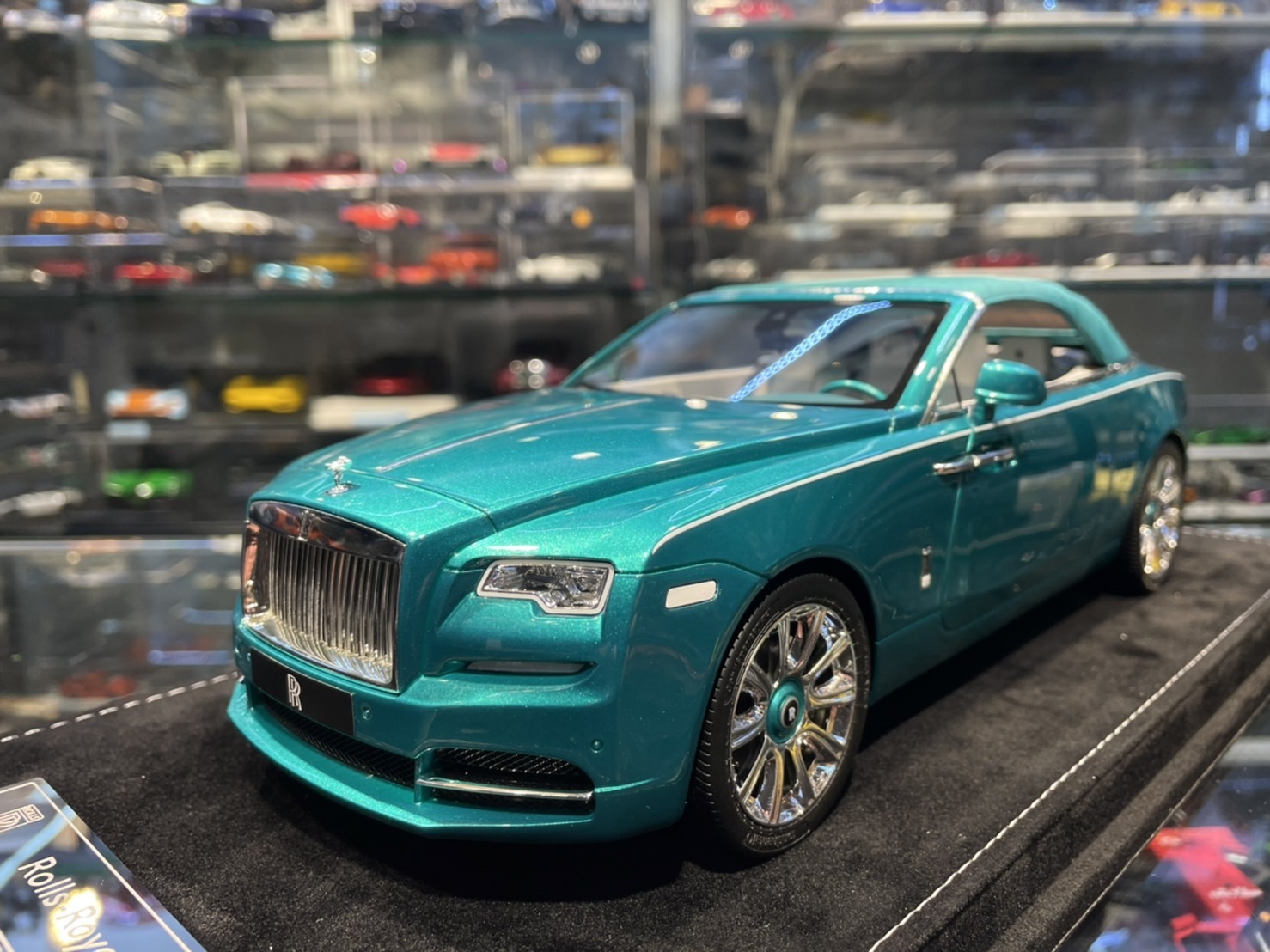 HH HHJL220904D Rolls-Royce Dawn Emerald Green 1/18 (Resin)