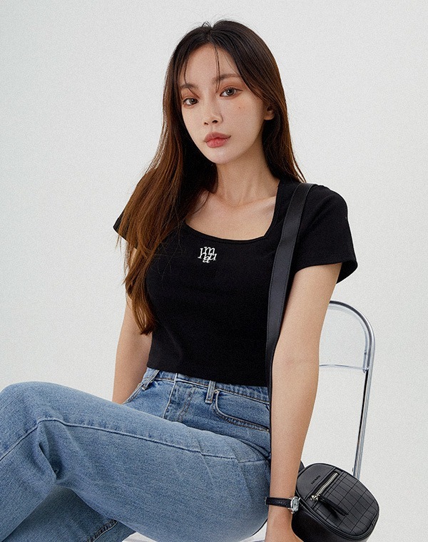 MUAHMAUH - SQUARE NECK CROP T-SHIRT (3 COLORS)