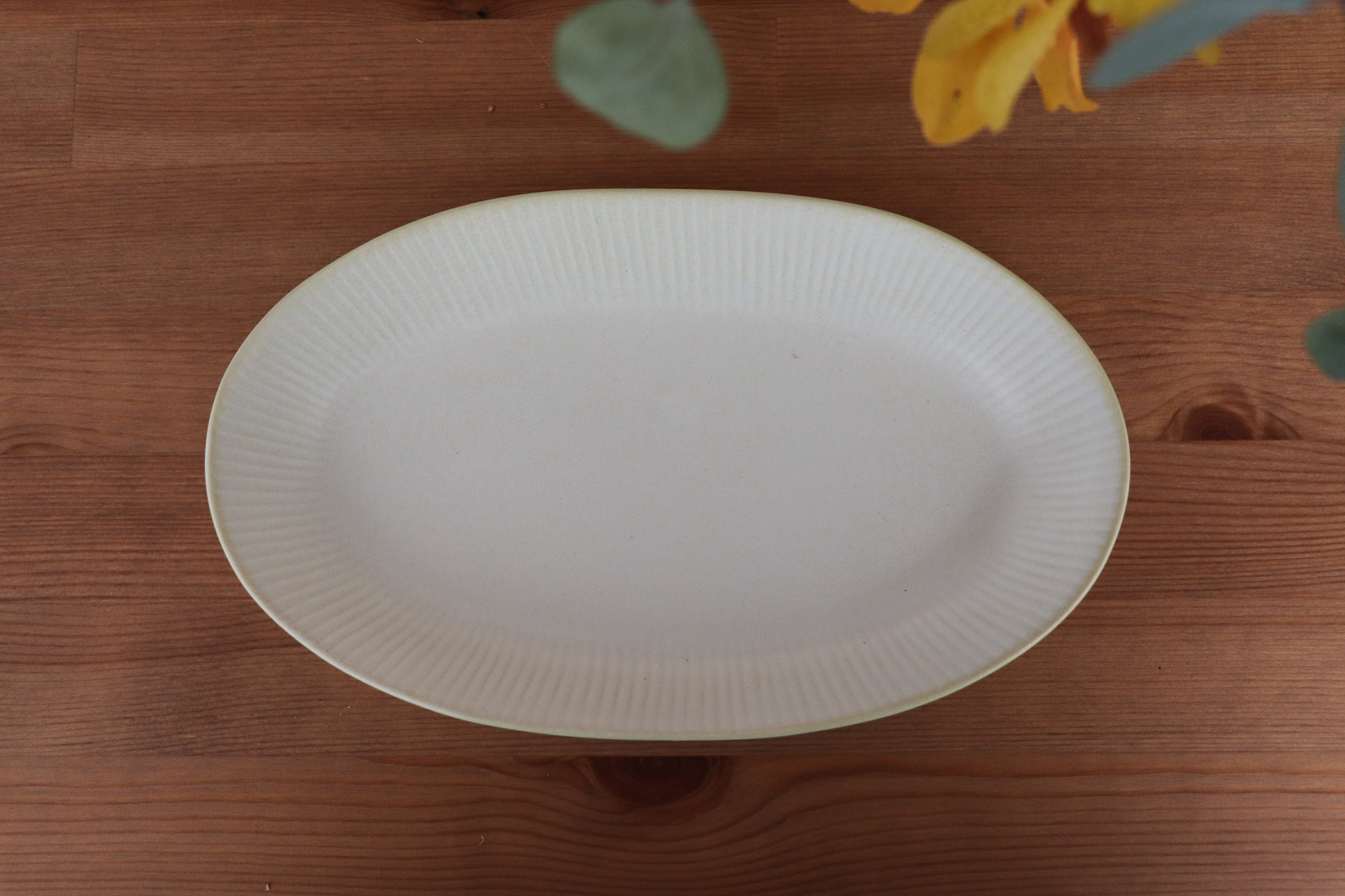 日本 美濃燒 細刻紋 橢圓咖哩盤