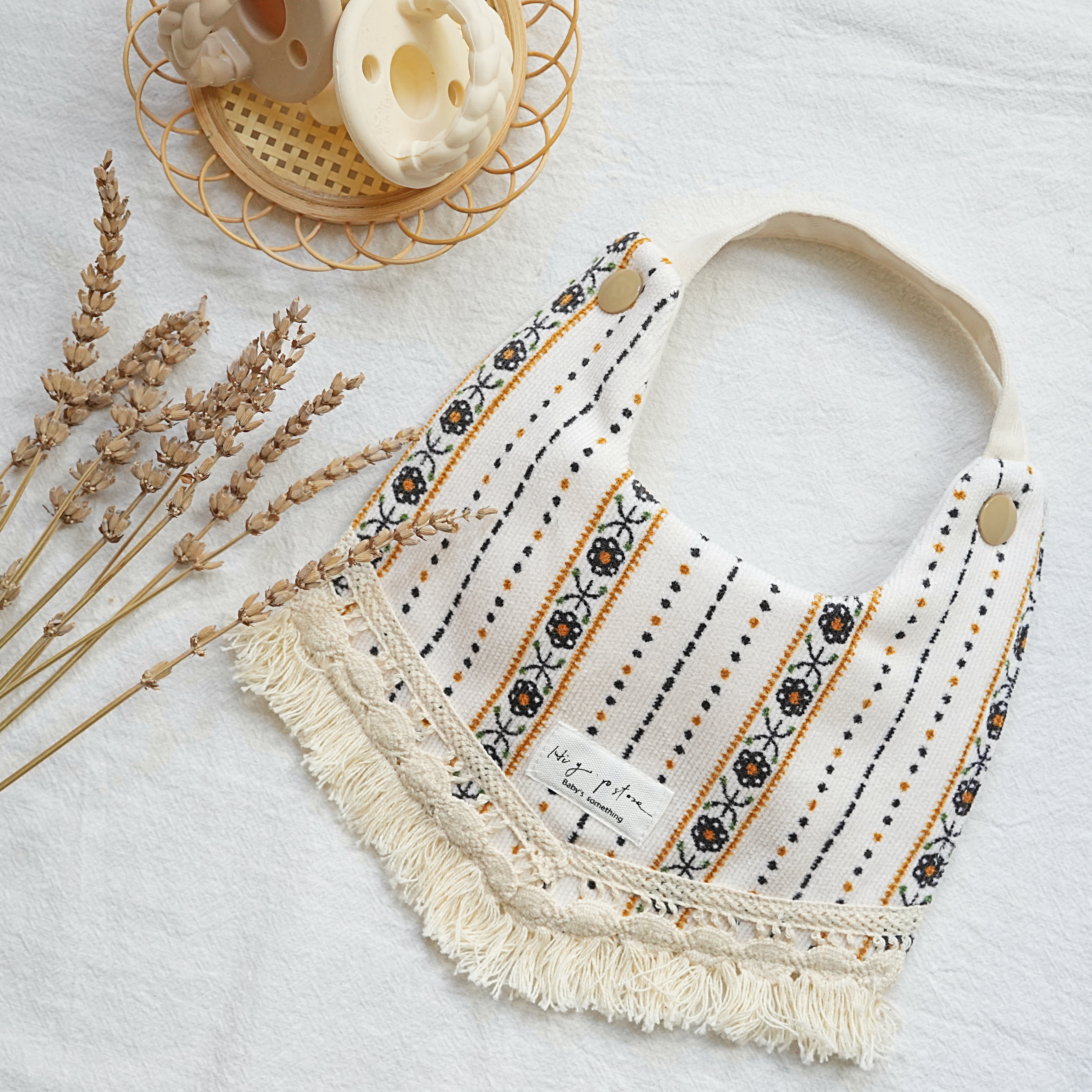 Hi Y.P store-手作圍兜-質感民族風