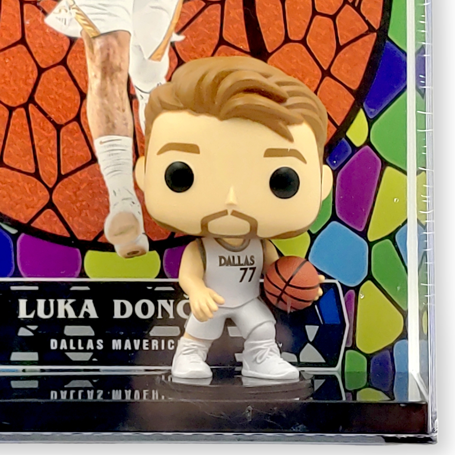 FUNKO POP<NBA>獨行俠盧卡.當錫(白金衫)(收藏卡背景盒)-No.16