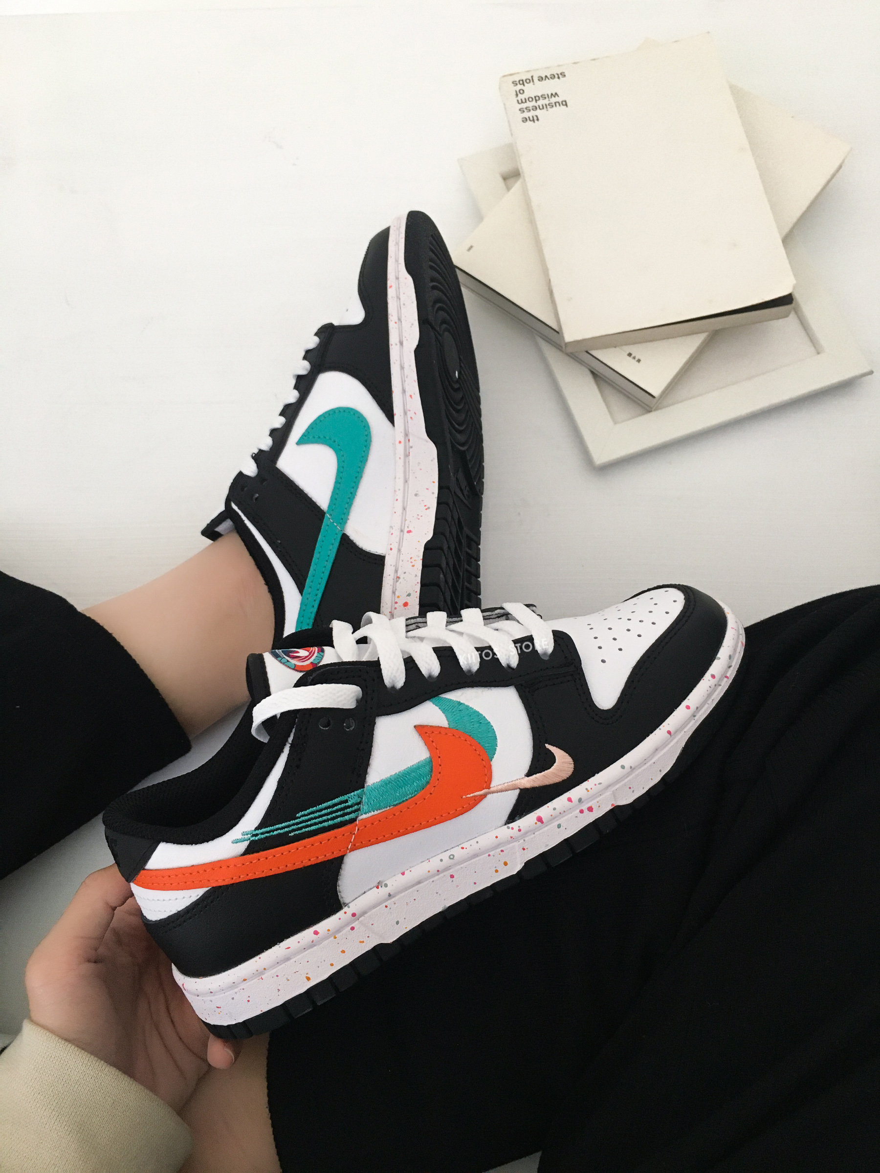 Nike Dunk Low 彩色 雙勾 女鞋 FD4623-131