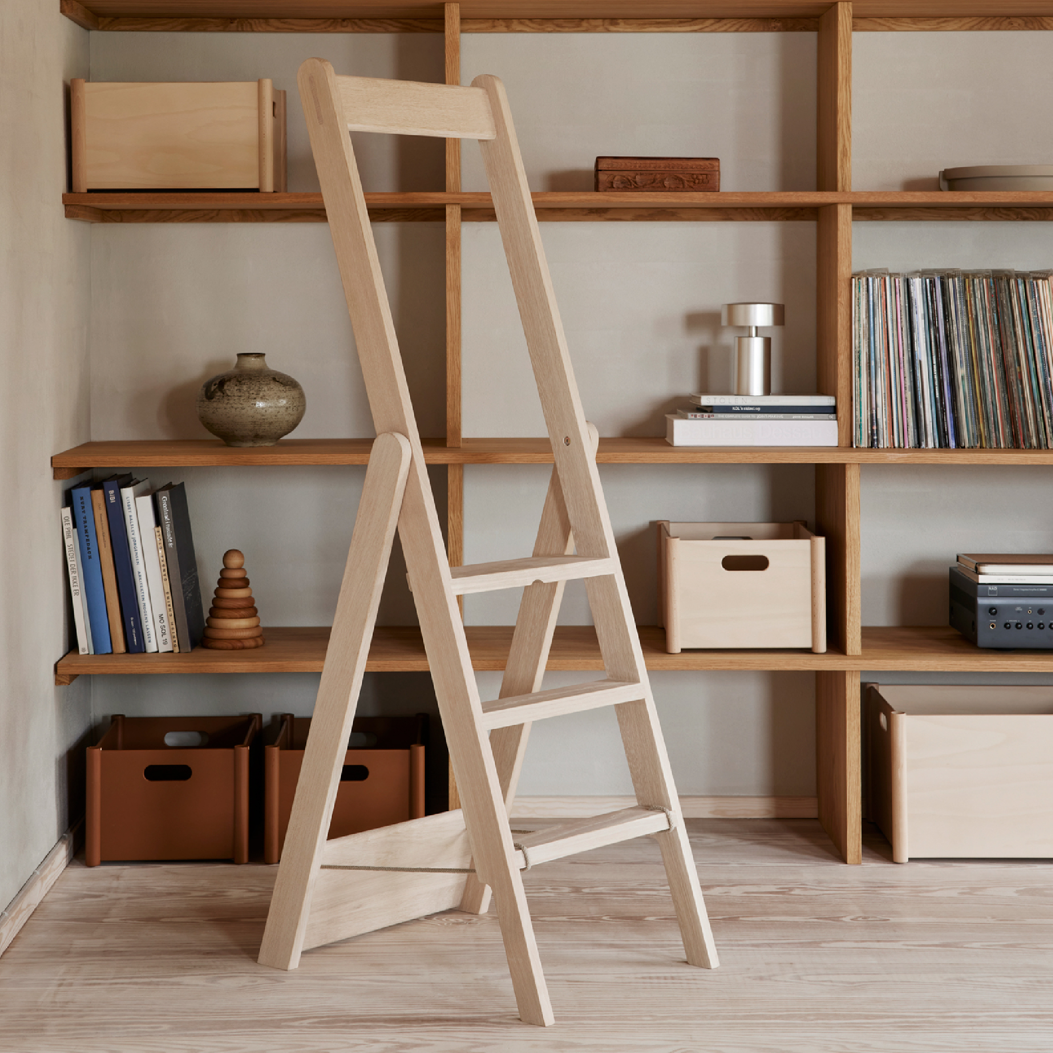 (預購) 三步 / 階梯 by Form & Refine