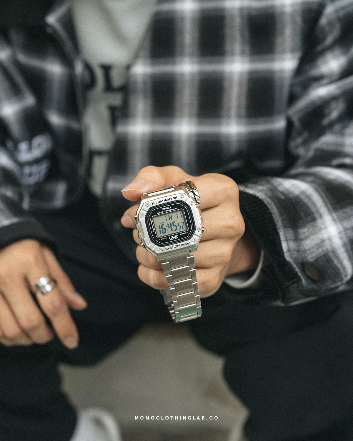 CASIO 復古低調方形電子錶 6色