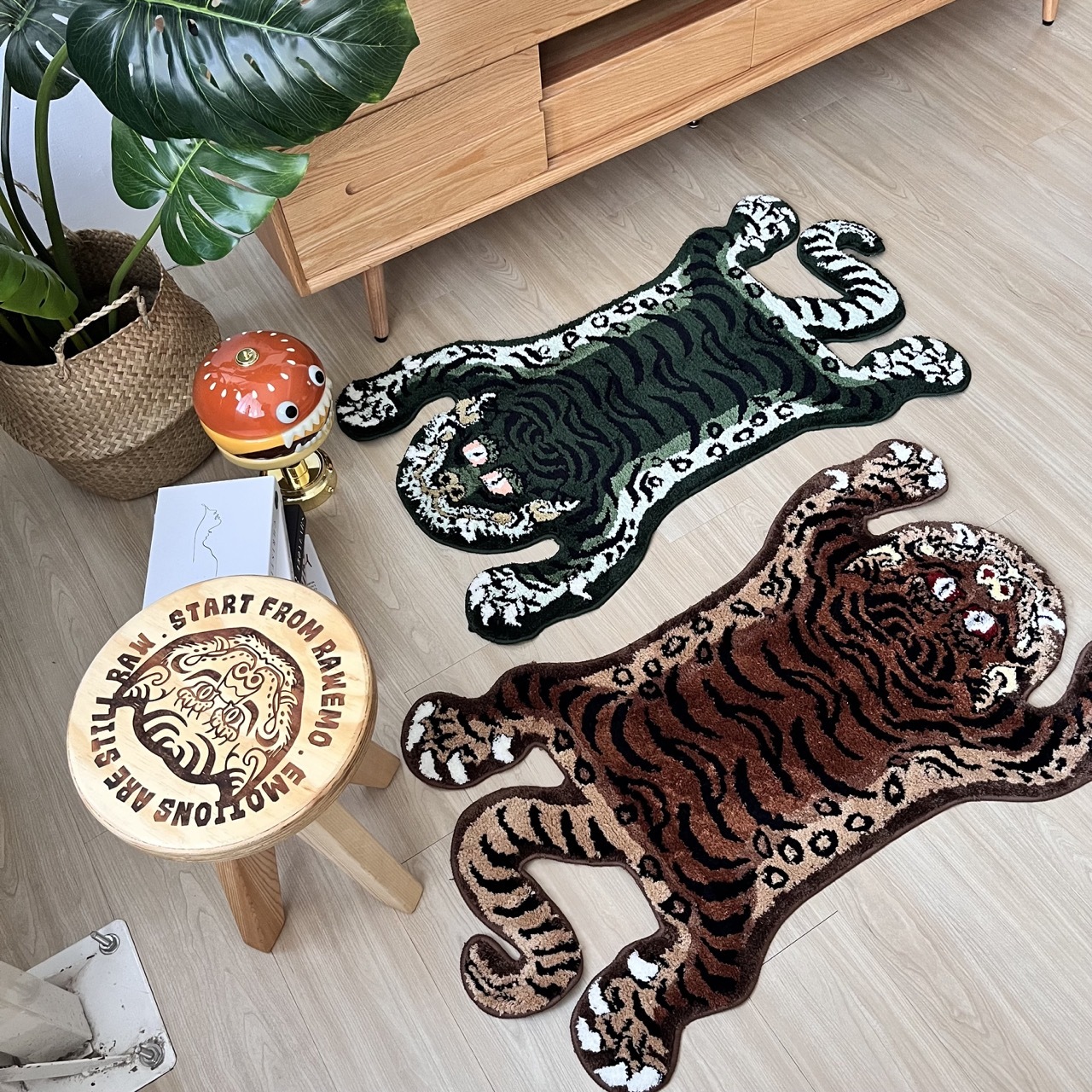 RAW EMOTIONS 西藏虎毯 棕色