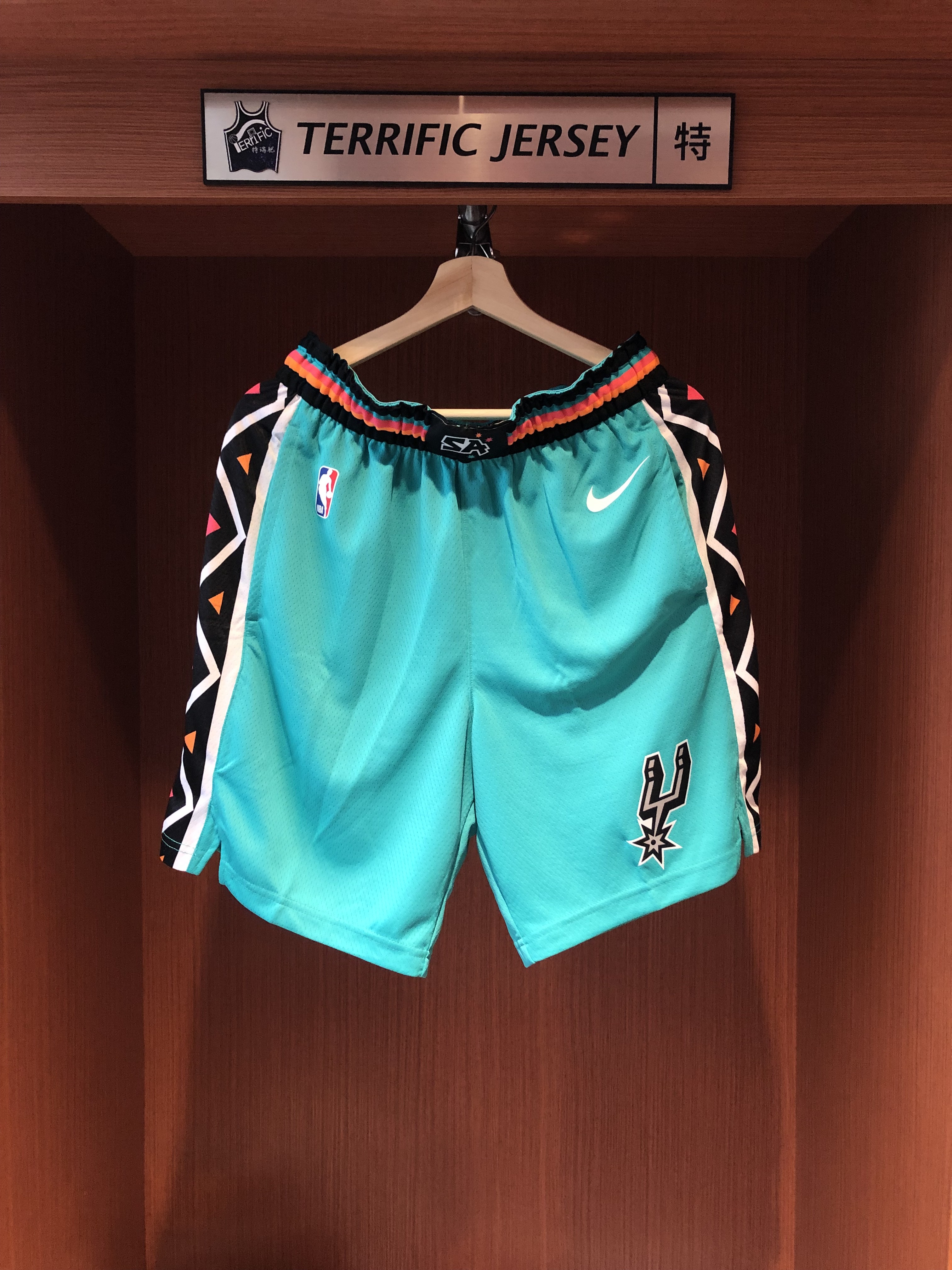 NBA球褲 San Antonio Spurs 聖安東尼奧馬刺城市球褲 City Nike Swingman Shorts 球迷版 有口袋 全新