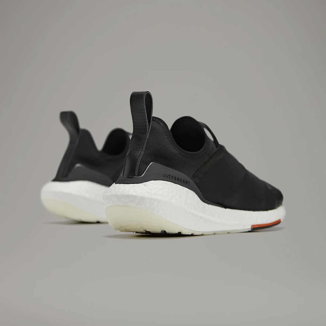 【 Y-3 ULTRABOOST 22 頂級鞋款 - 黑 】