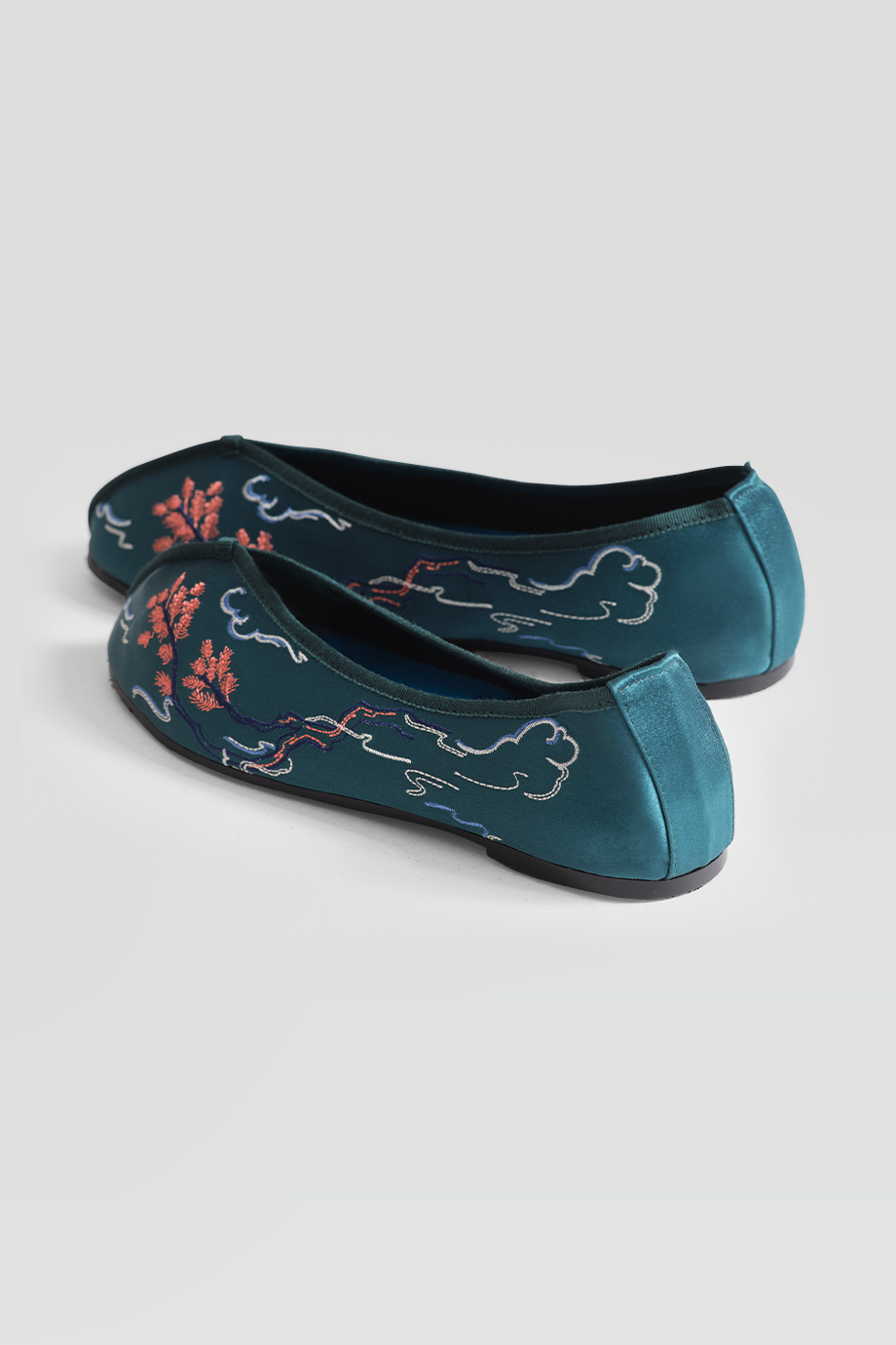 謐玥｜謐玥松繡花鞋