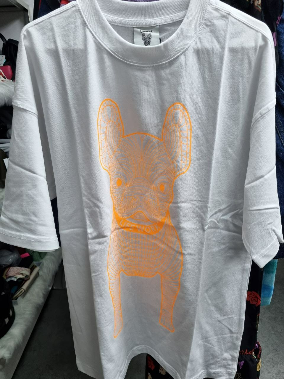 [S] LIFEWORK UNISEX STREET STYLE LOGO T-SHIRT,OFF WHITE, LW225TS990-3-01 (SLW151)