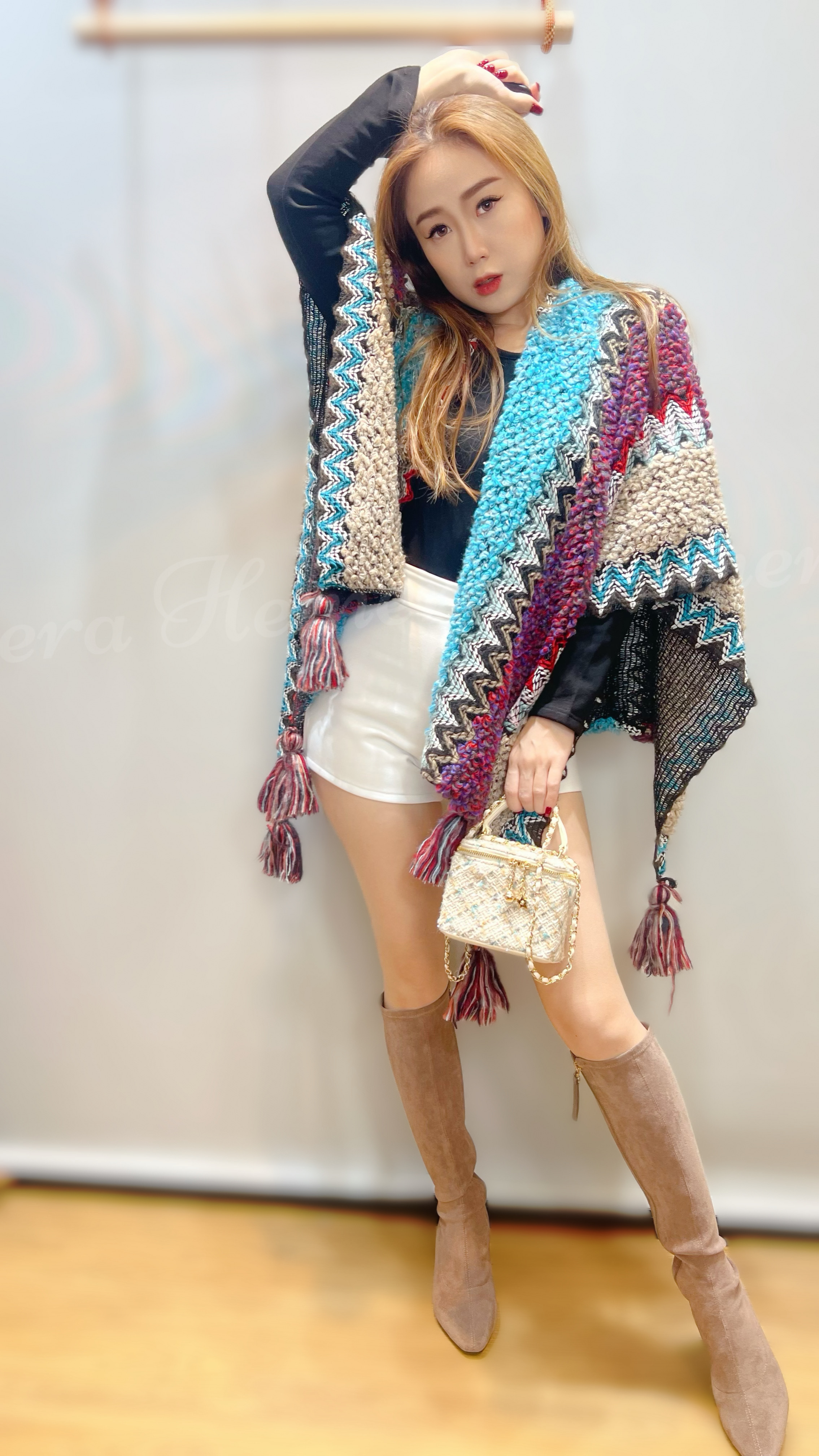 JK23W0101 甜美民族混色斗篷