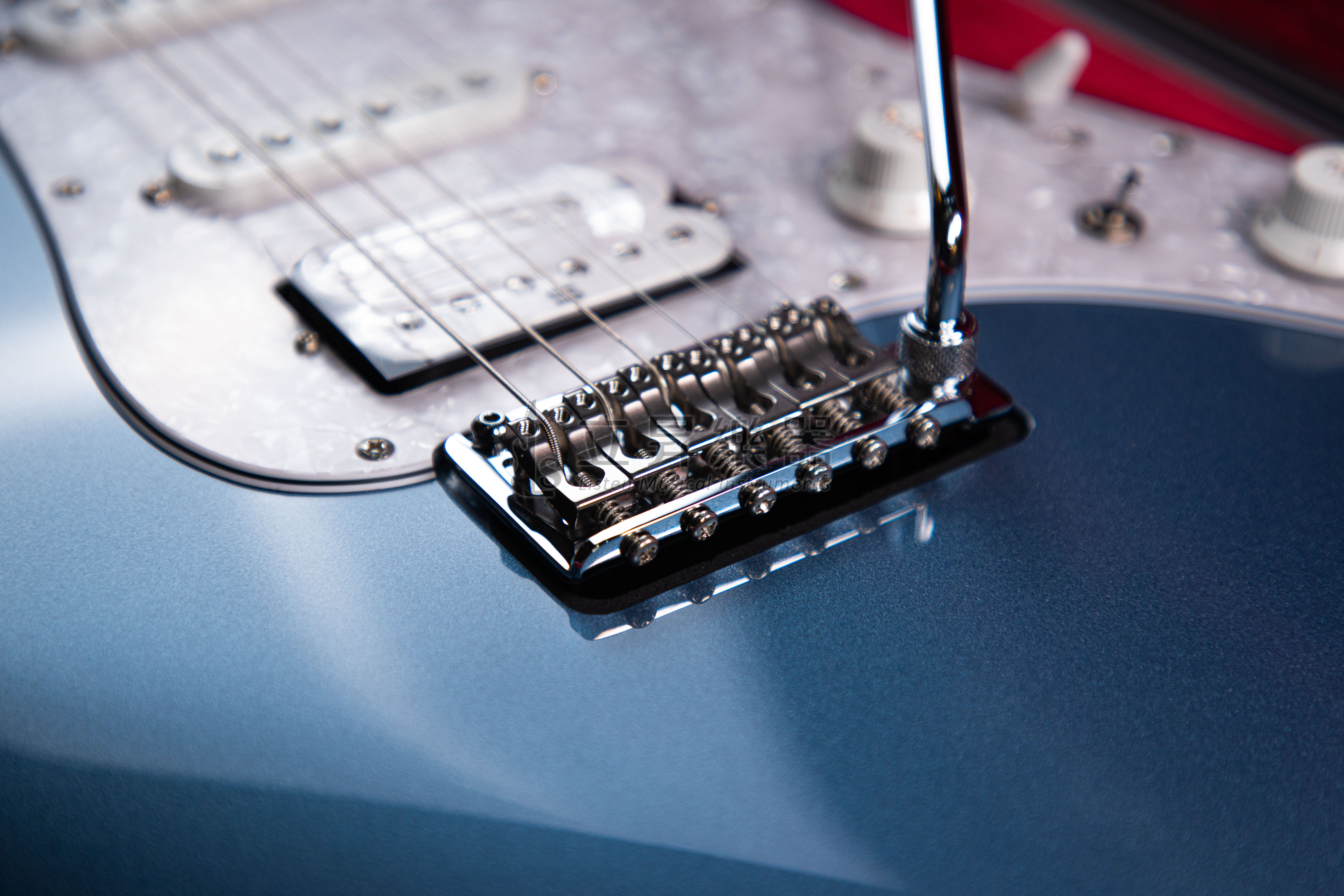 Ibanez Ibanez AZ Prestige系列 AZ2204-ICM 金屬藍 烤楓木琴頸 單單雙 電吉他 日廠 附硬Case 第 5 張圖片｜三峽吉他 / Bass