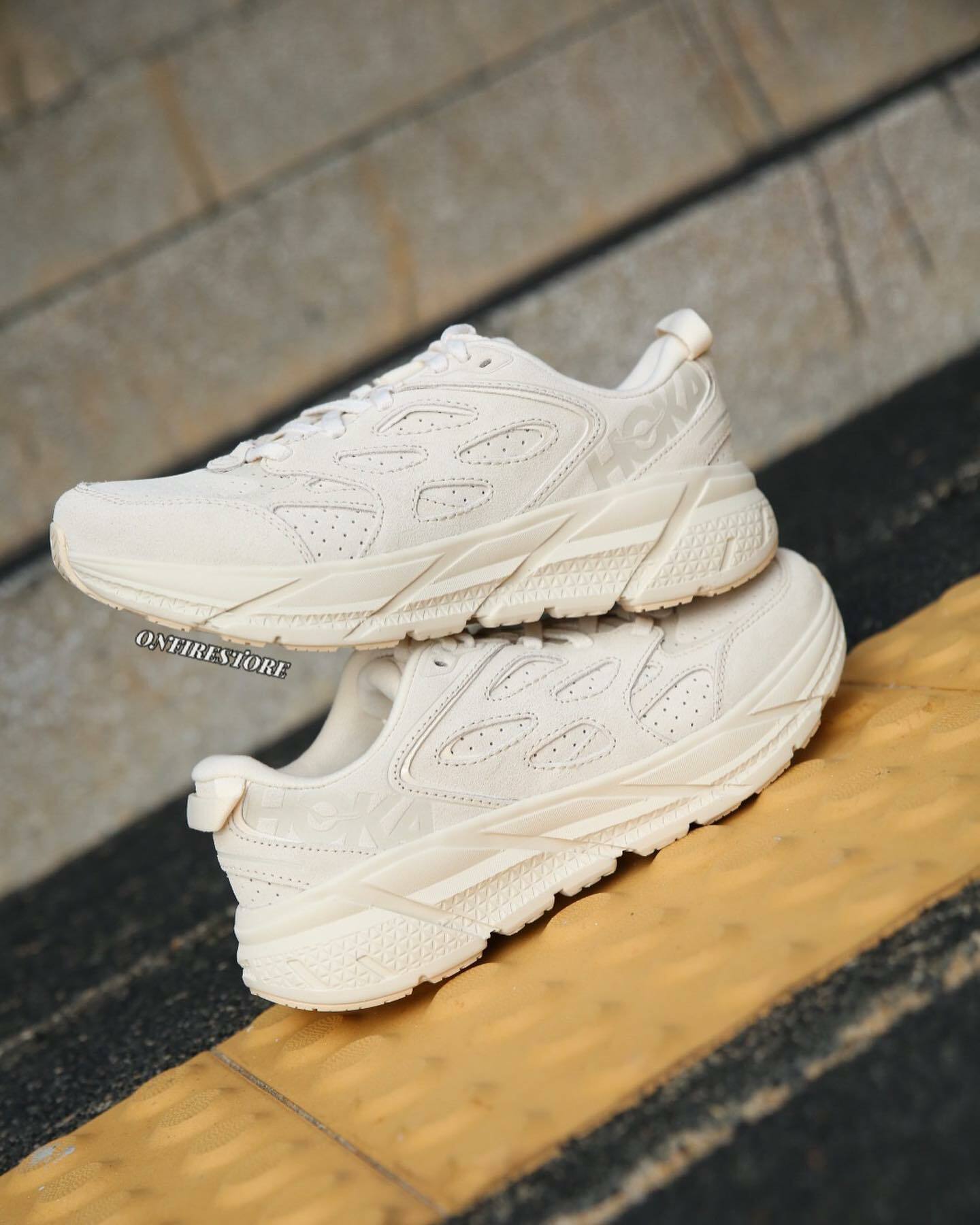 {現貨} HOKA ONE ONE CLIFTON L Suede “Eggnog”