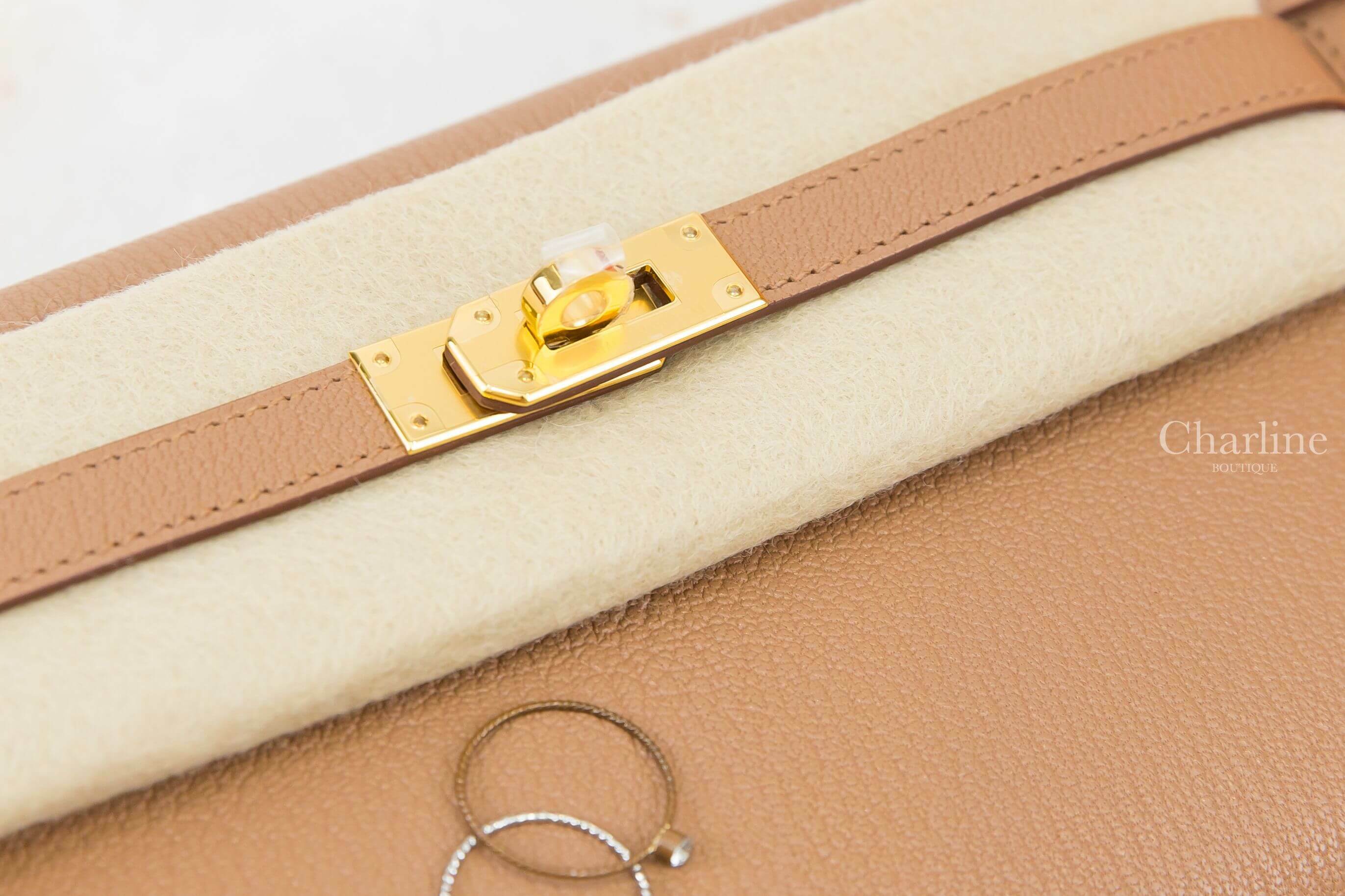 Hermès Kelly Classique To Go Wallet 2J Quebracho Chevre Mysore 雀木色金釦凱莉肩背包