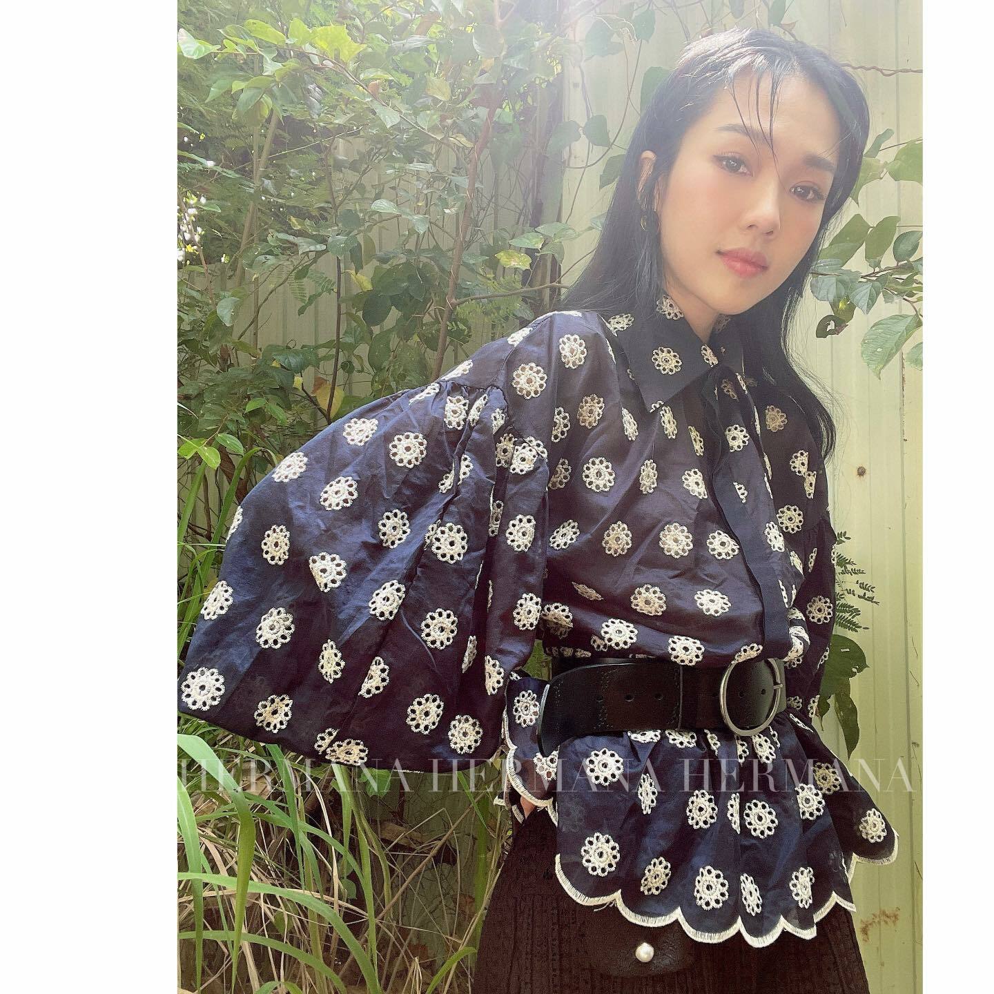 杏刺繡花寶寶束腰恤（現貨款式）