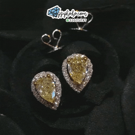 18K Gold 0.71ct Fancy Yellow Diamond Earrings