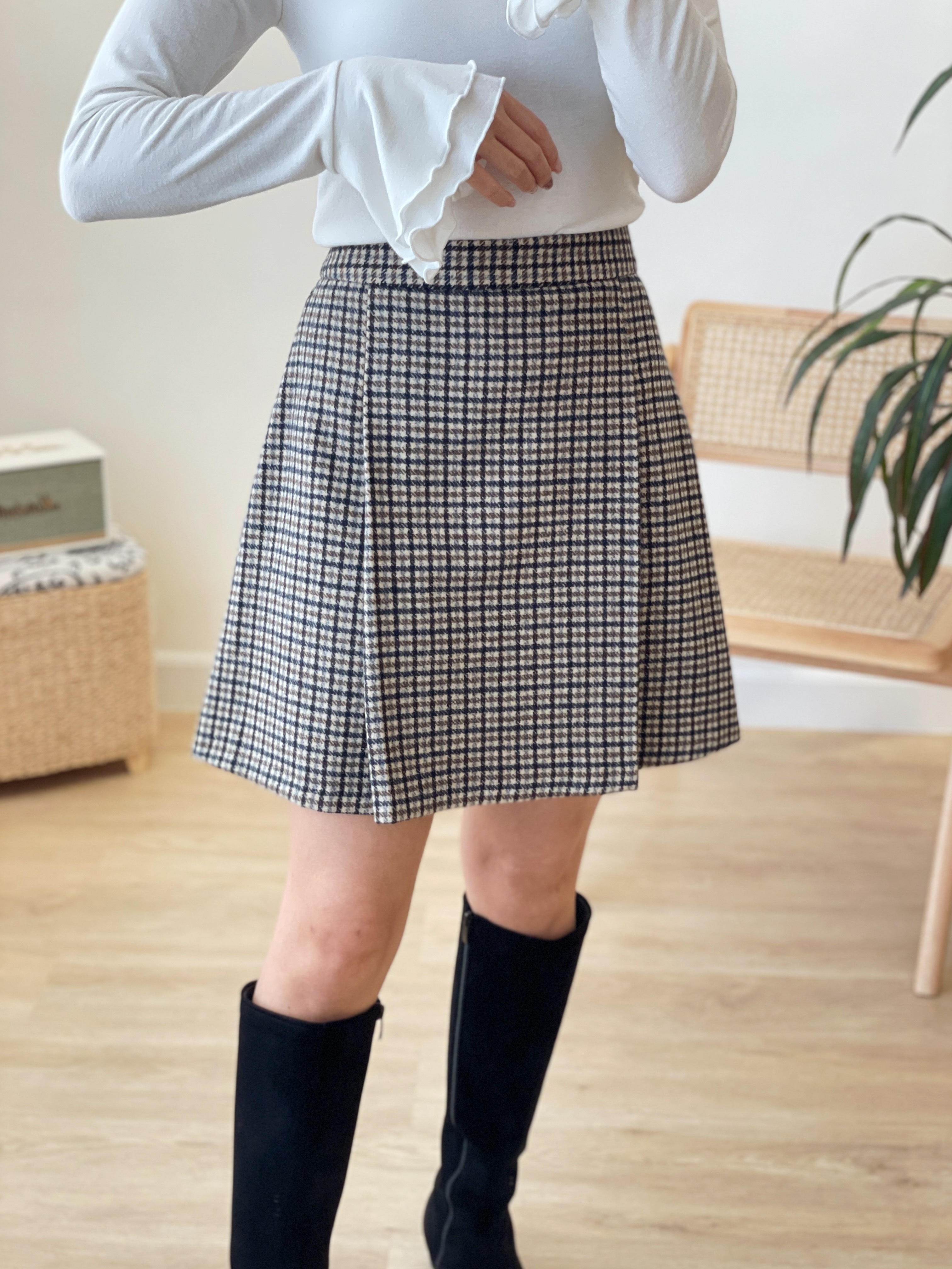SK247 Seasonal Checkered Skirt