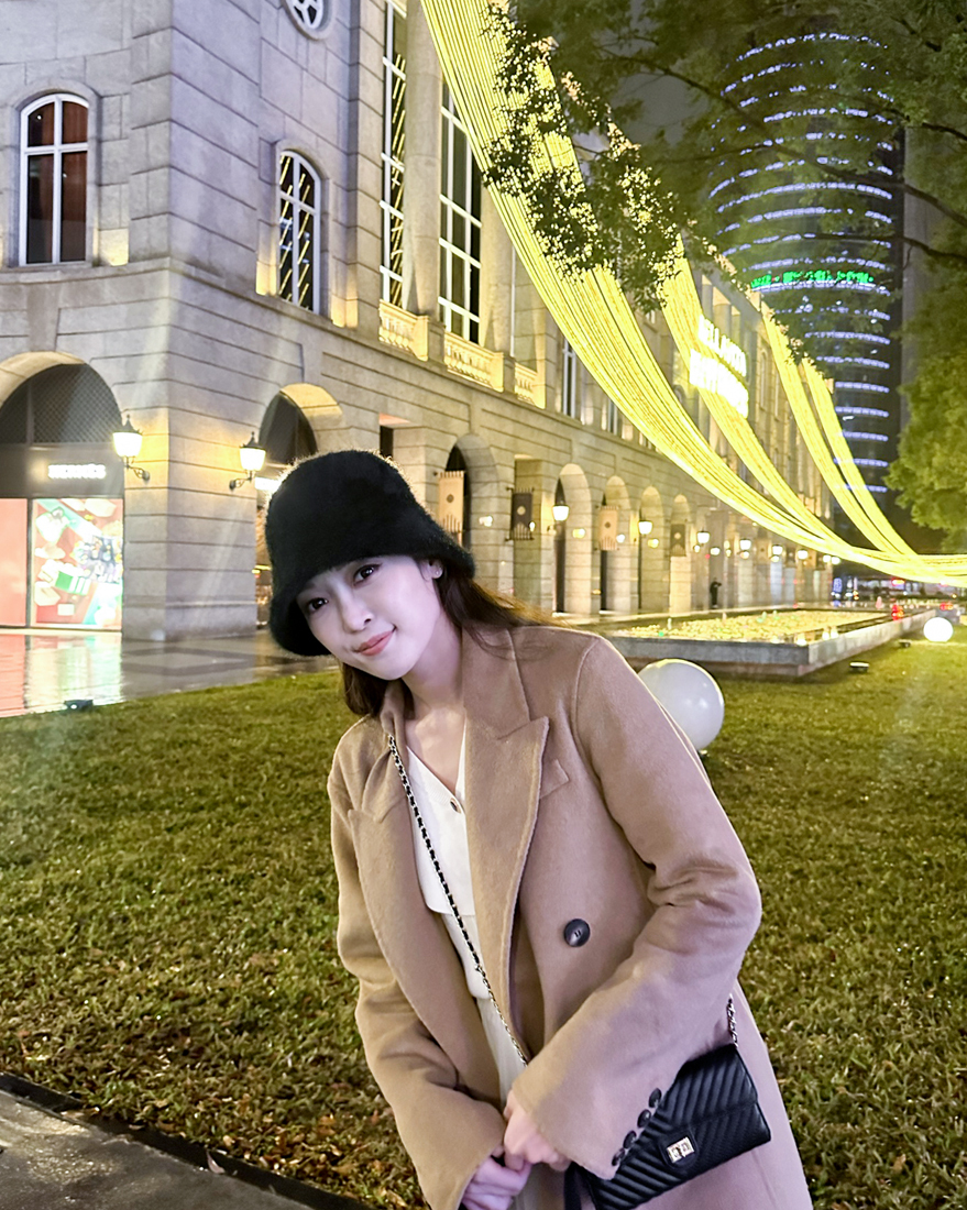 冬日裡的美好仿兔毛小臉漁夫帽-夜幕黑