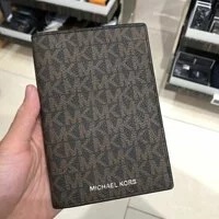 [S] MICHAEL KORS 6H0MHR00B GIFTING PASSPORT WALLET, BROWN/BLACK, 194391563241 (SMK286)
