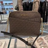 [S] MICHAEL KORS 35F1GTVC6B JET SET TRAVEL MEDIUM SIGNATURE LOGO DOME CROSSBODY BAG,BROWN/BLK, 194900656372 (SMK318)