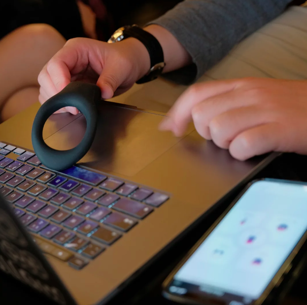 Lovense Diamo Vibrating Cock Ring