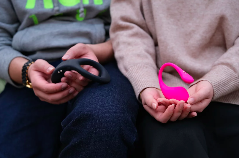 Lovense Diamo Vibrating Cock Ring