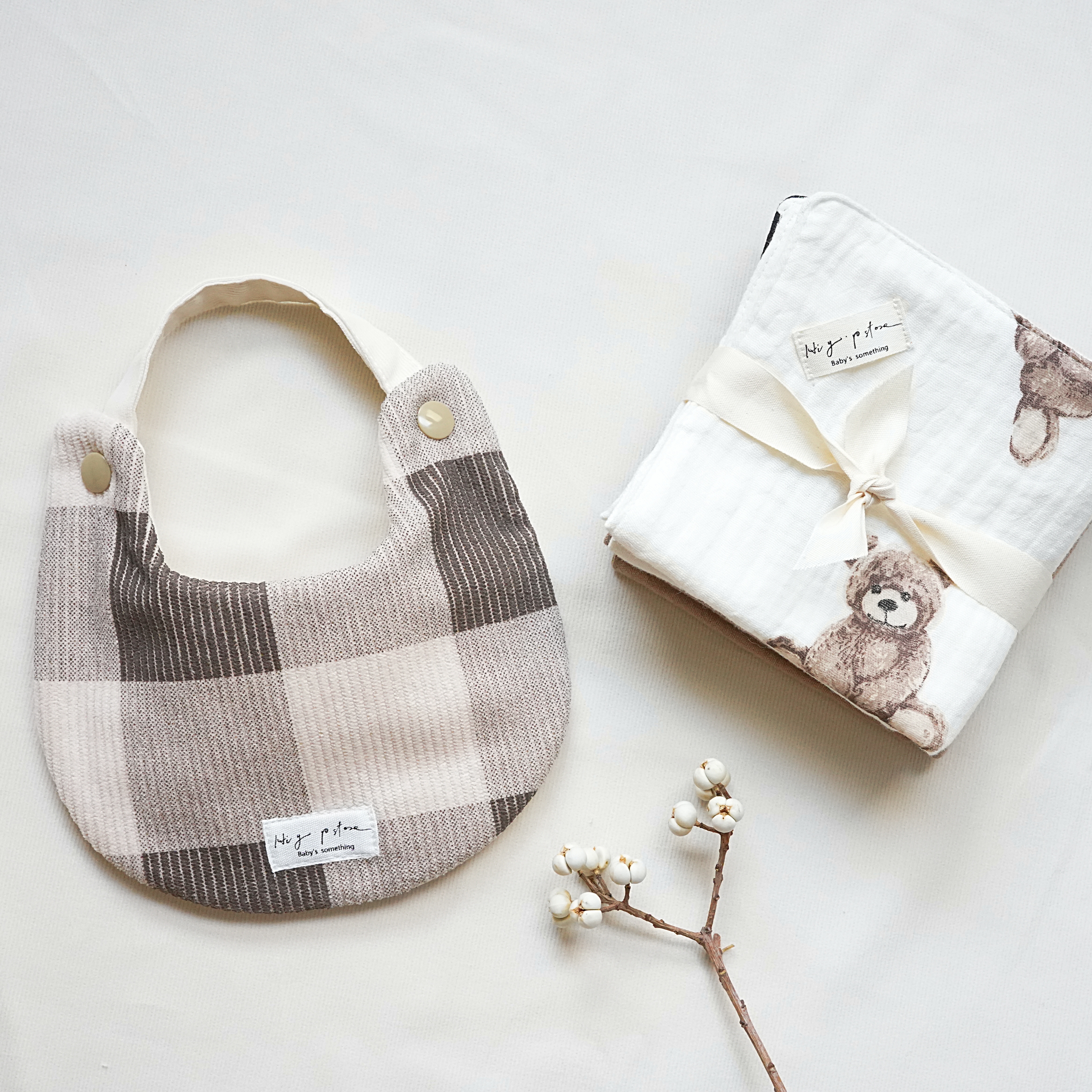 Hi Y.P store-手作圍兜-燈芯絨格紋