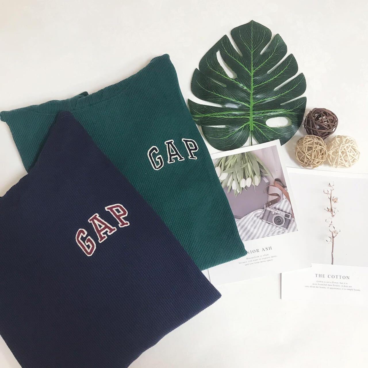 GAP SMALL LOGO WAFFLE HOODIES